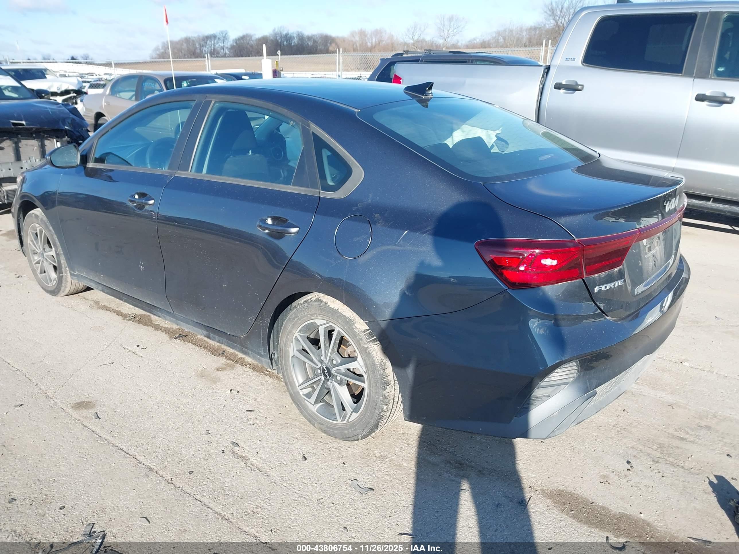 KIA FORTE image 3