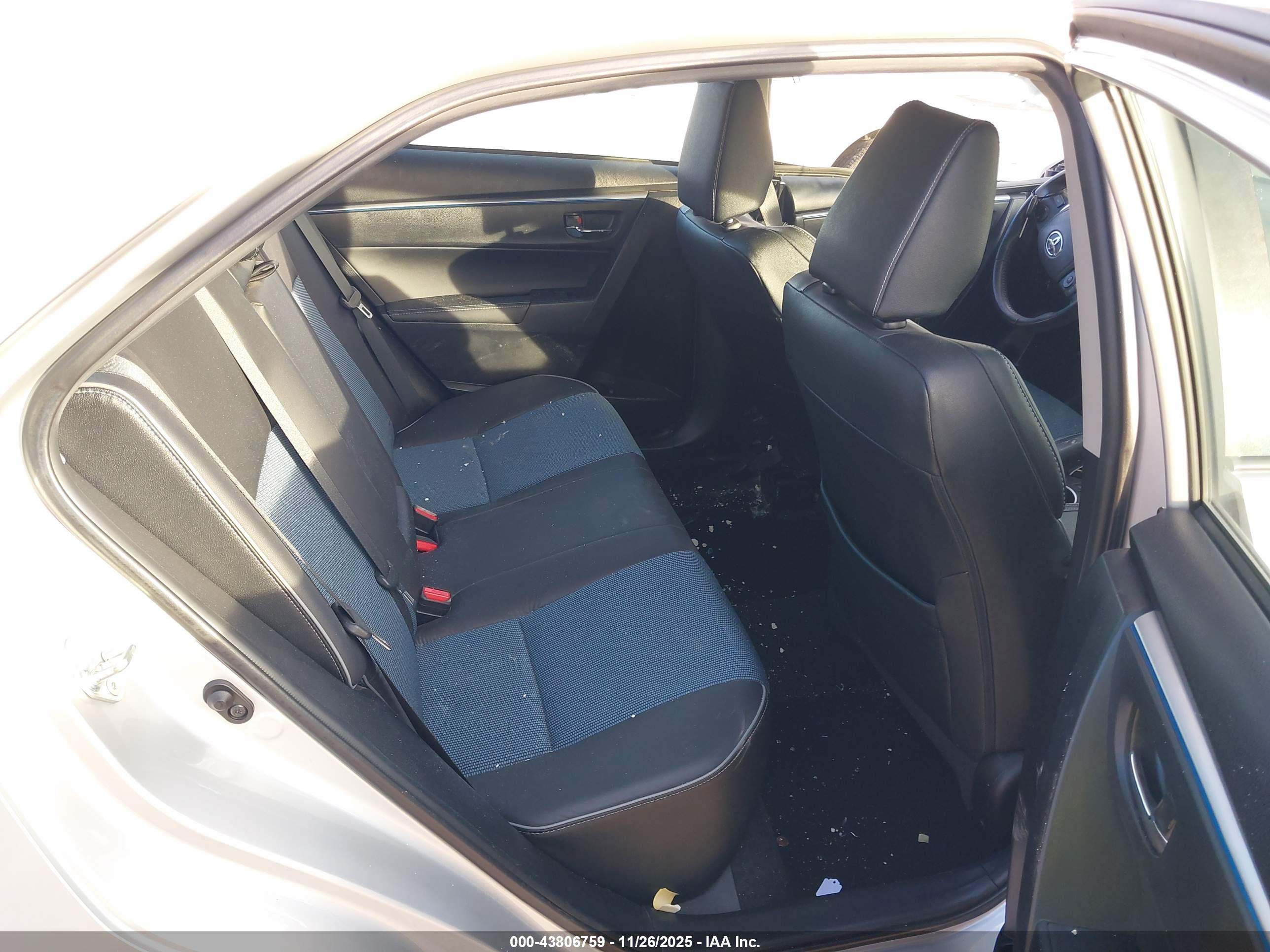 TOYOTA COROLLA image 8