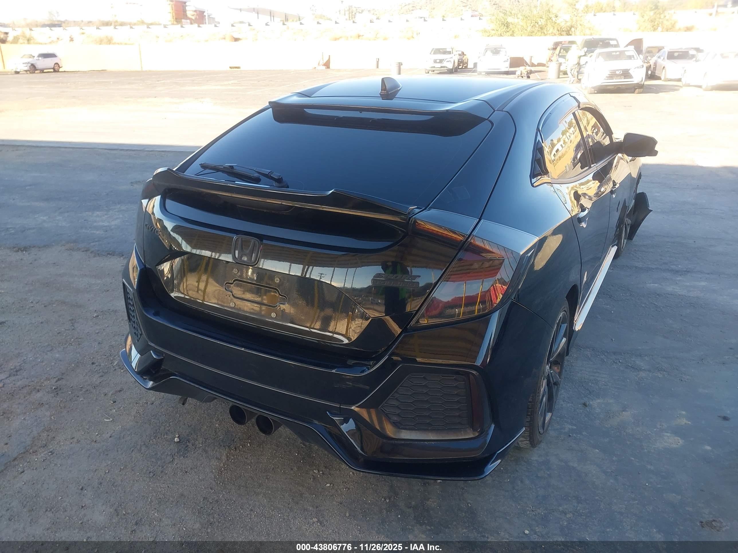 HONDA CIVIC image 4