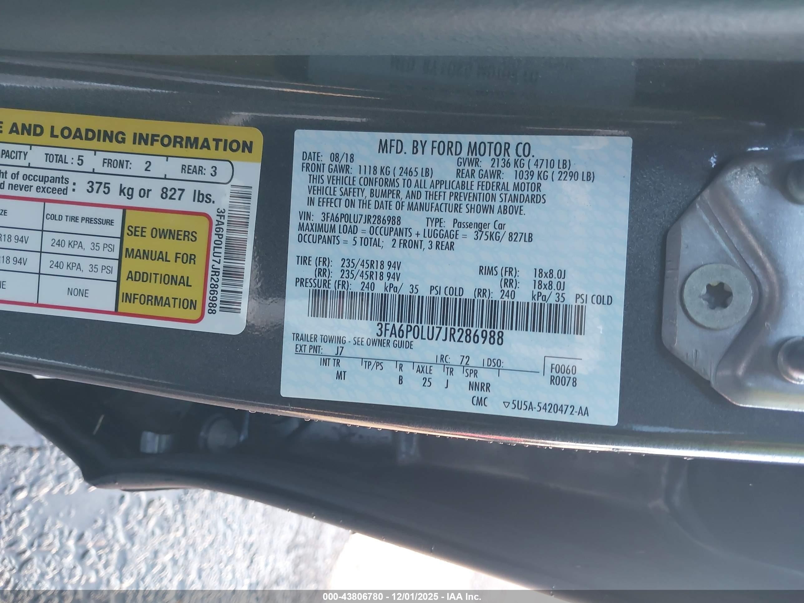 FORD FUSION image 9