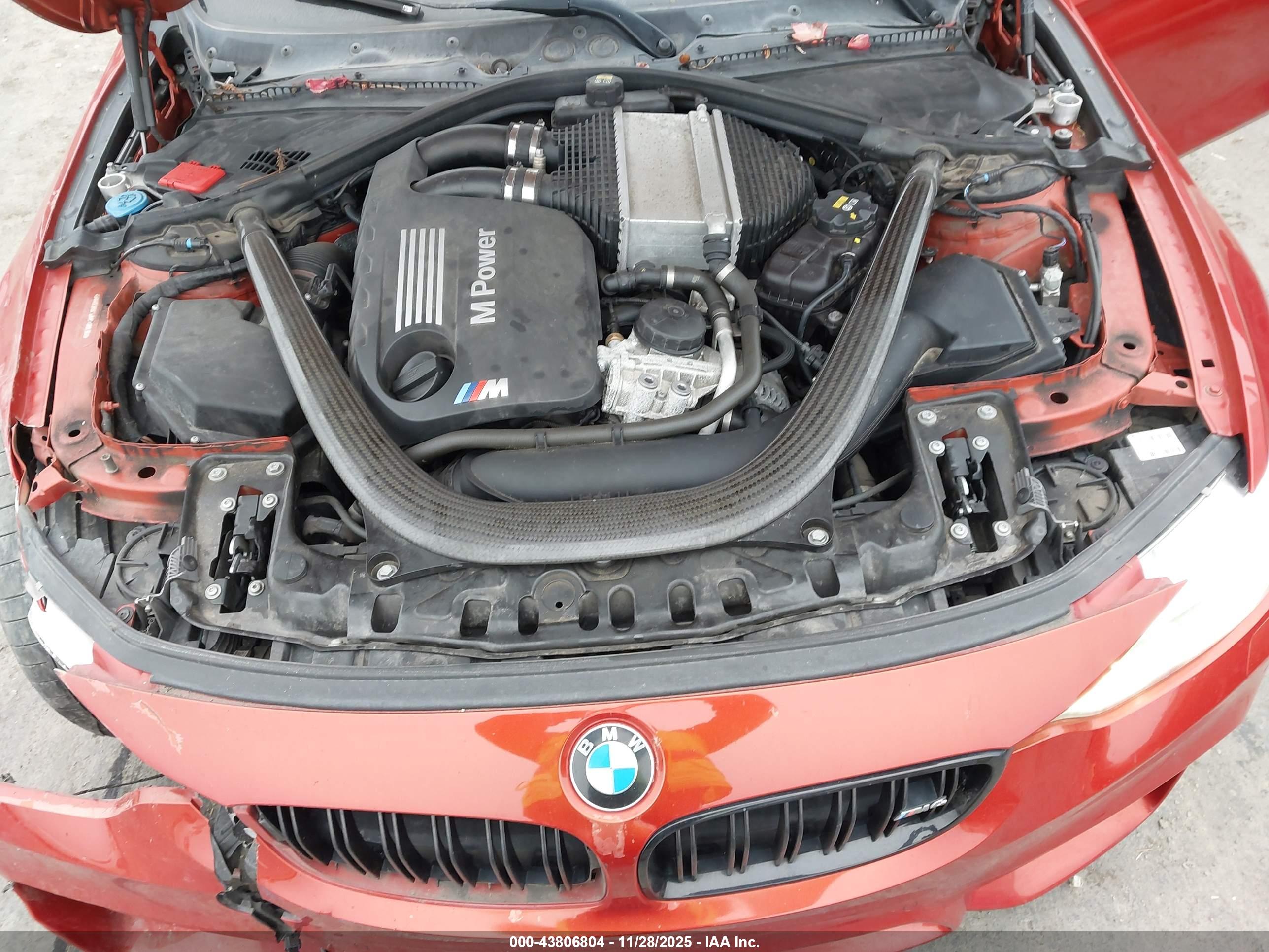 BMW M4 image 10