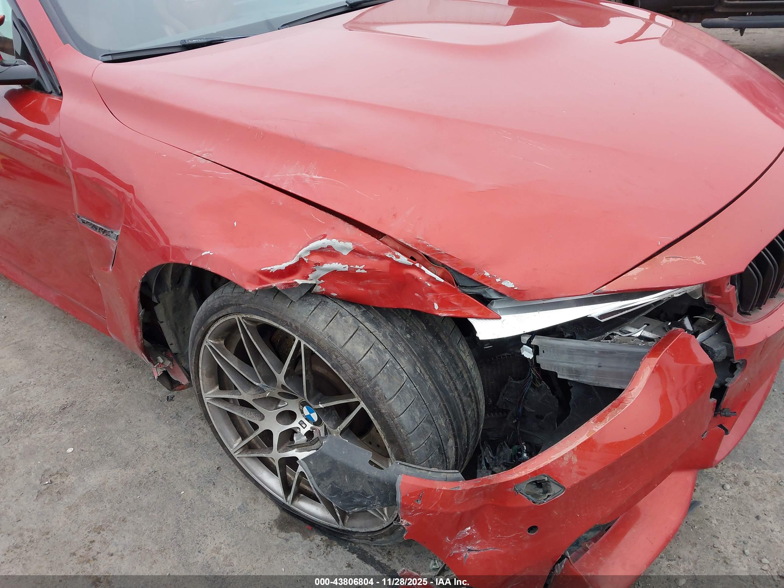 BMW M4 image 6