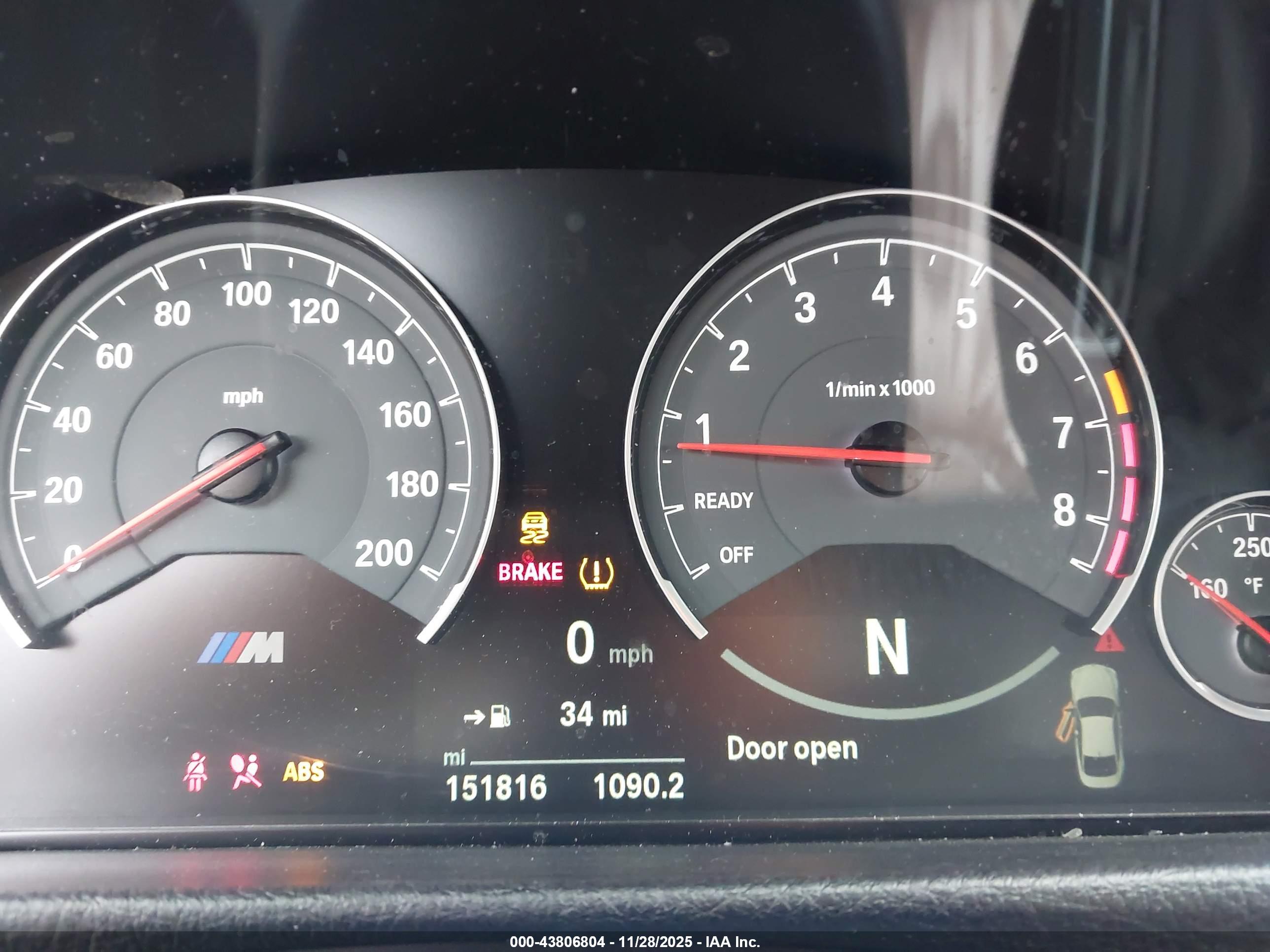 BMW M4 image 7