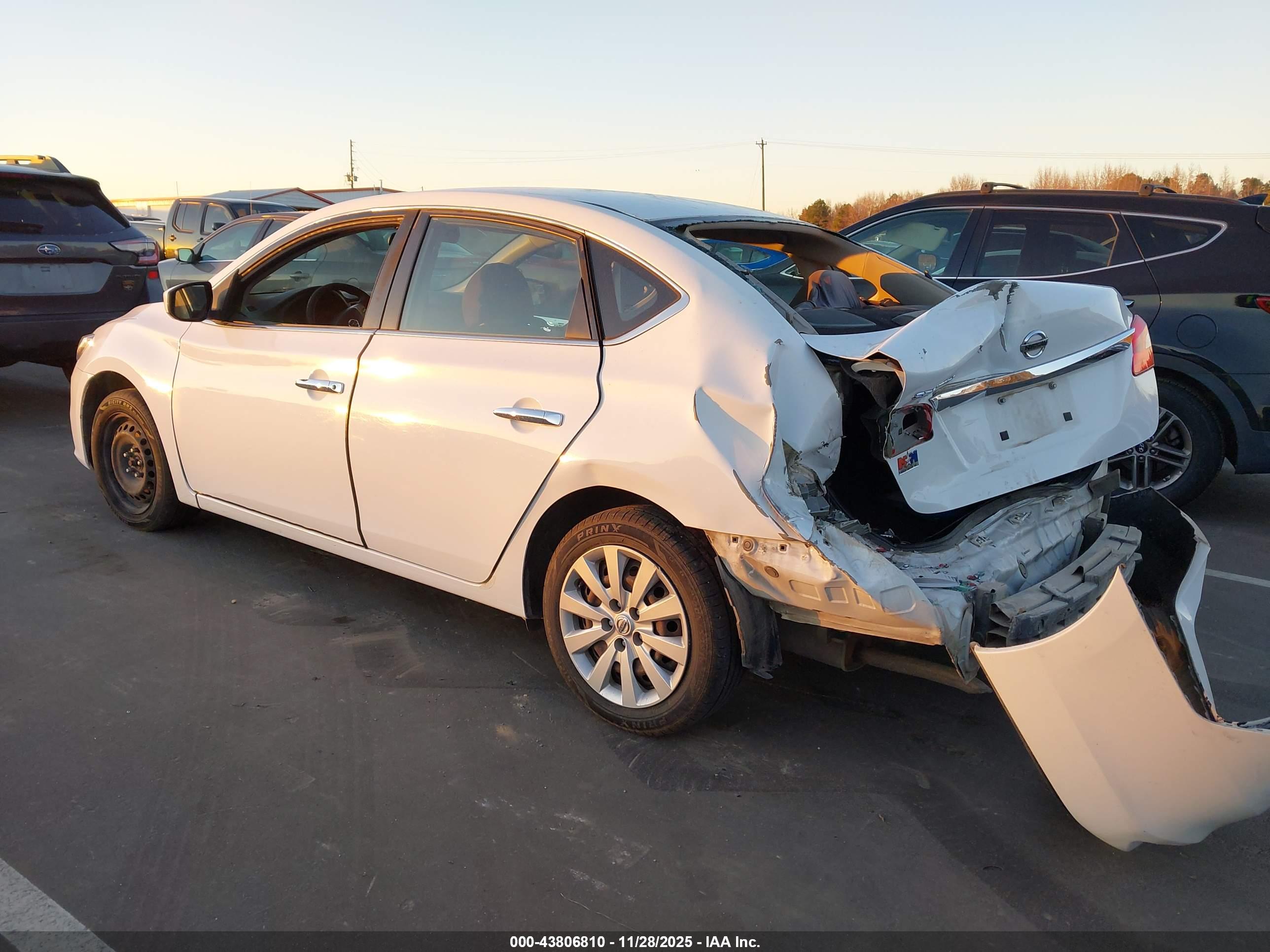 NISSAN SENTRA image 3