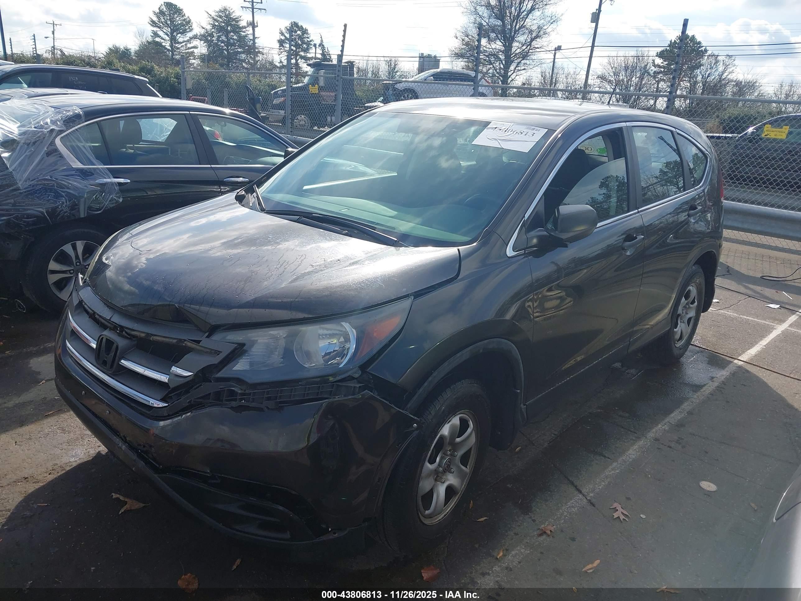 HONDA CR-V image 2
