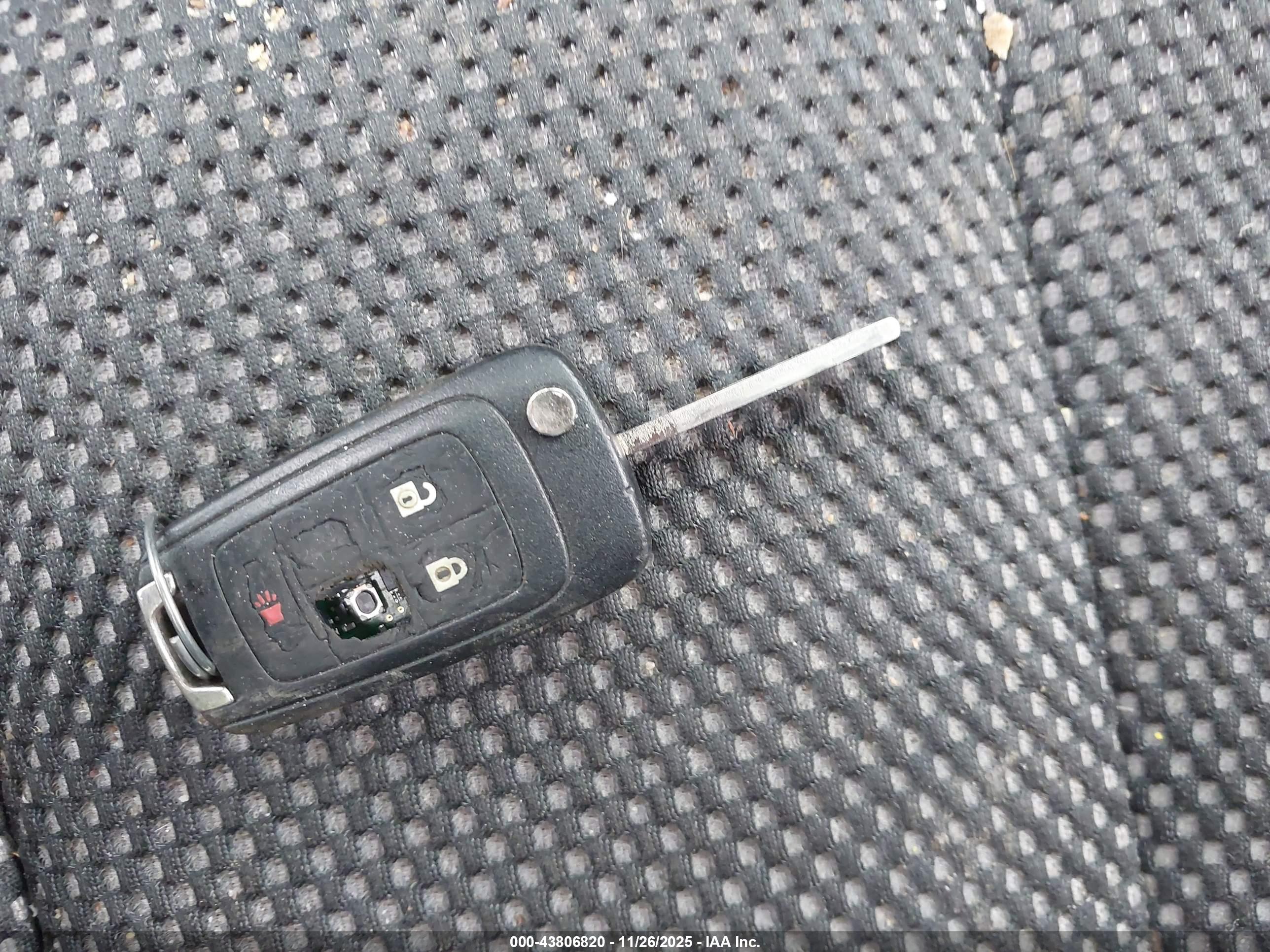 CHEVROLET EQUINOX image 11