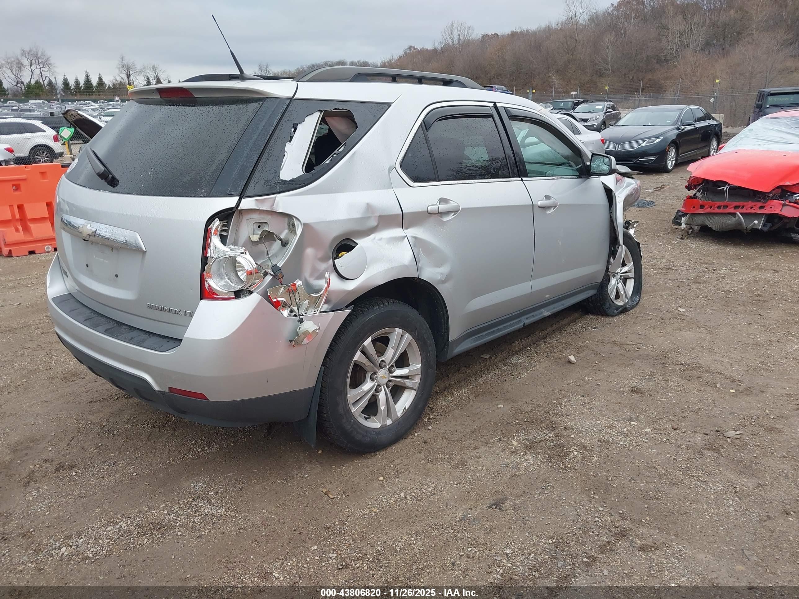 CHEVROLET EQUINOX image 4