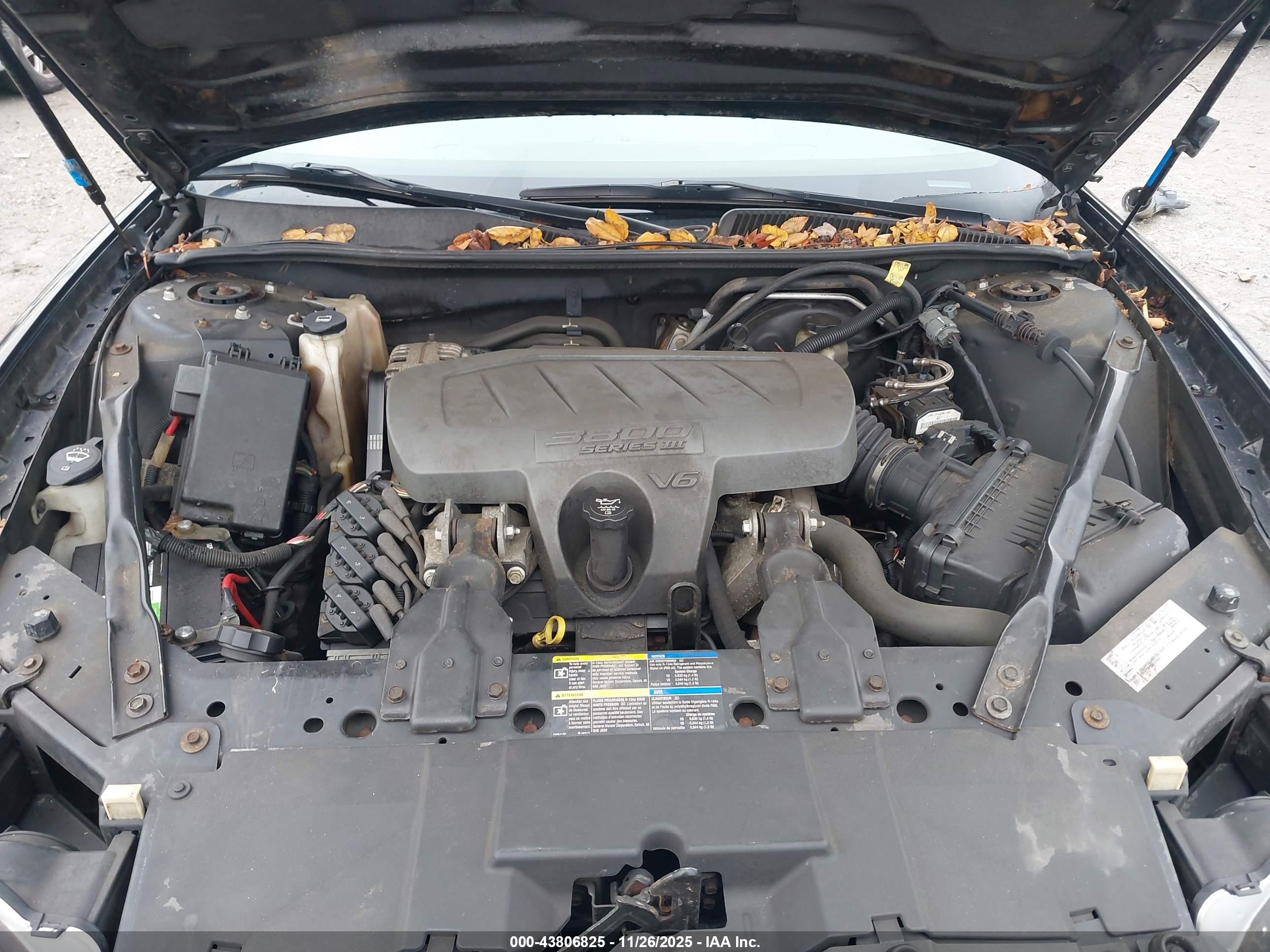 BUICK LACROSSE image 10