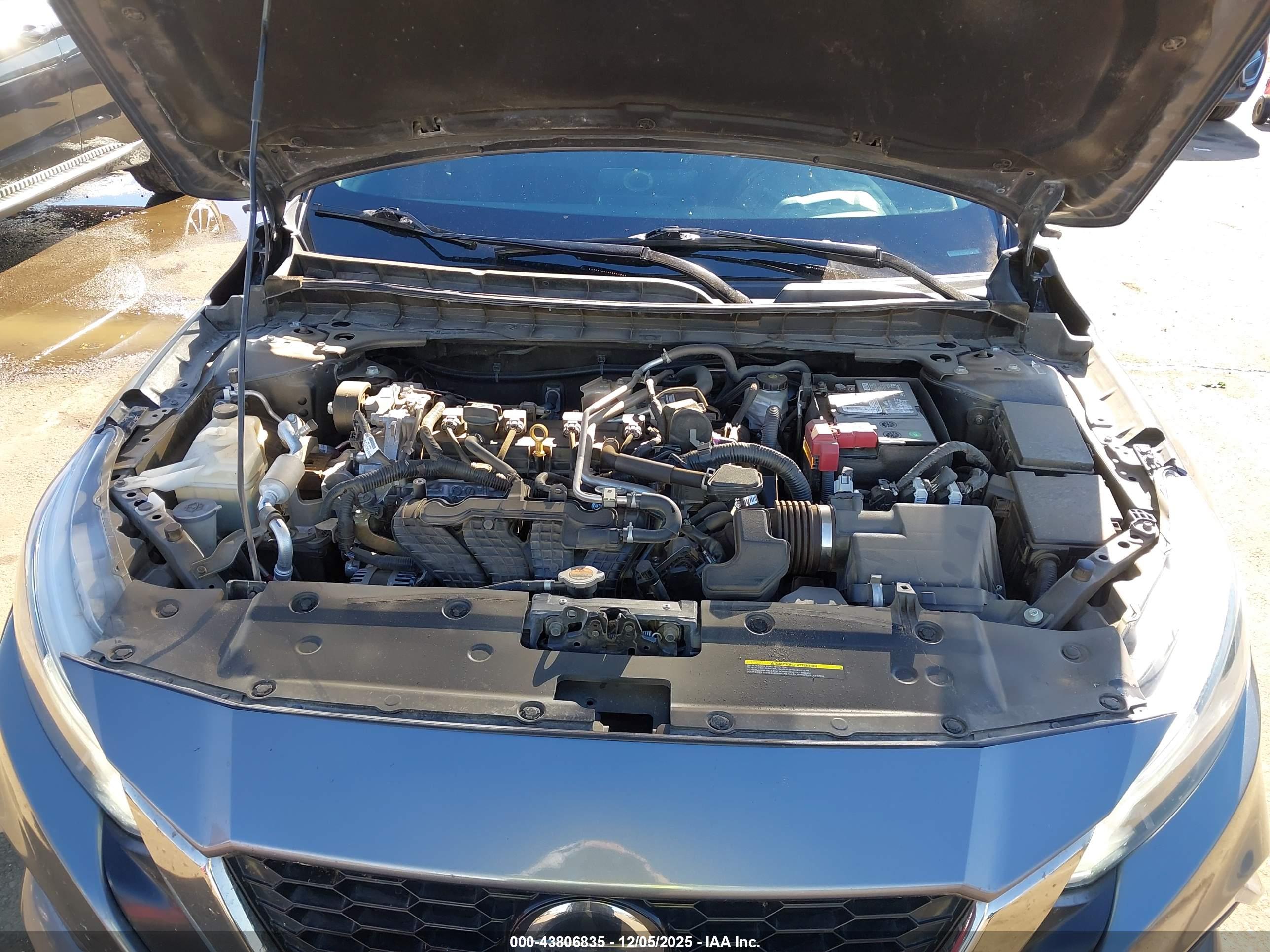 NISSAN ALTIMA image 10