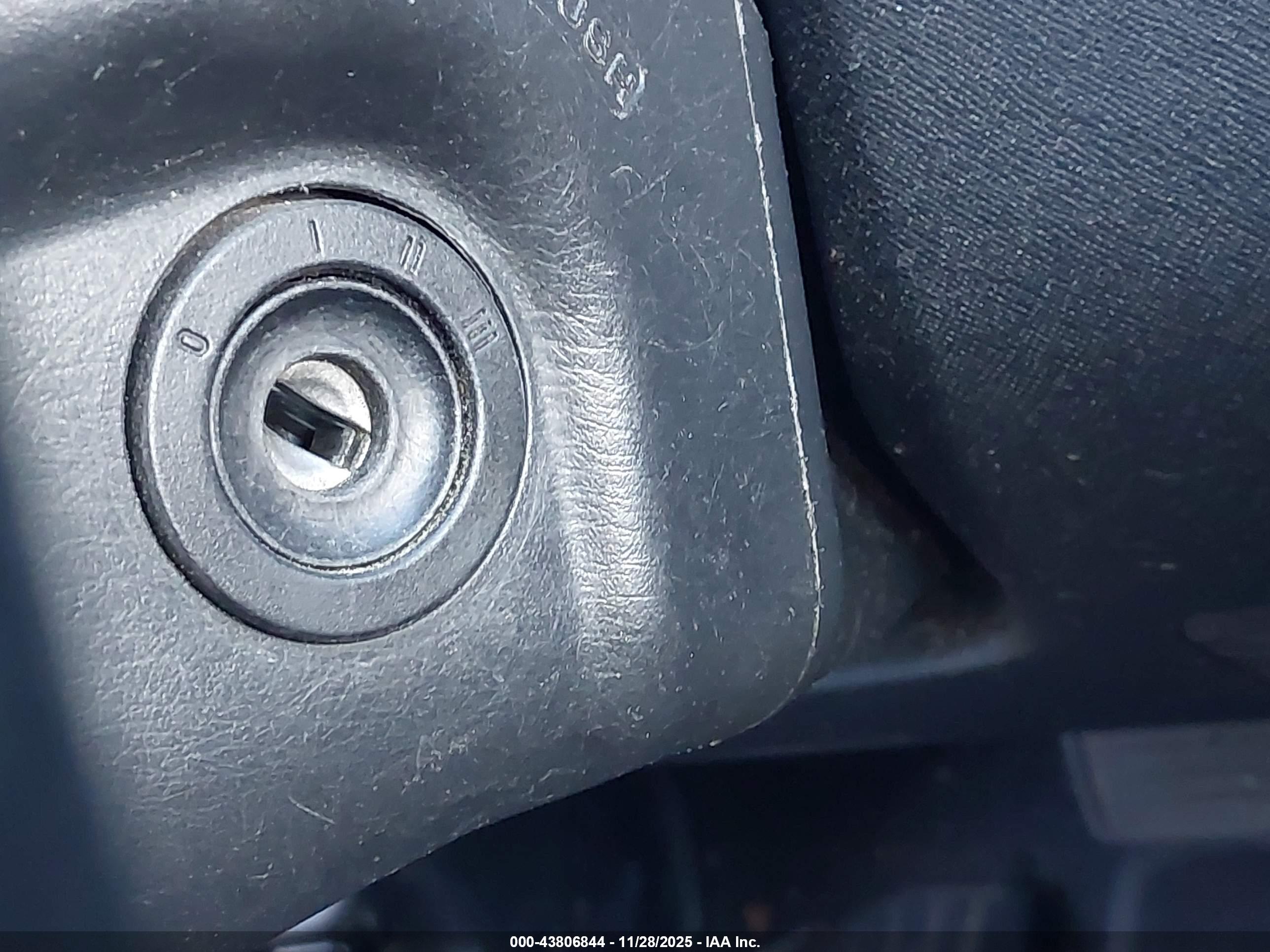 HONDA CR-V image 11