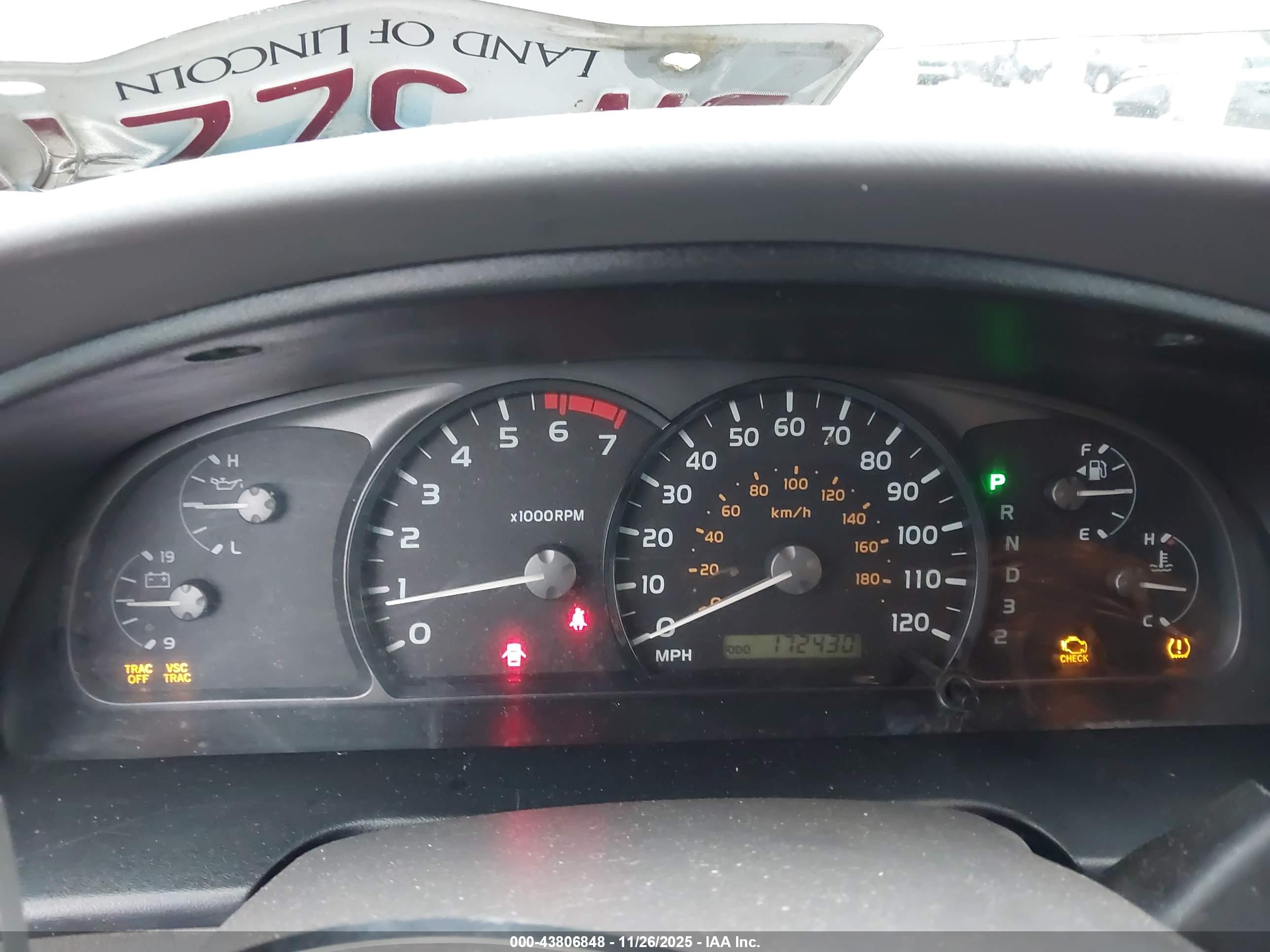 TOYOTA SEQUOIA image 7