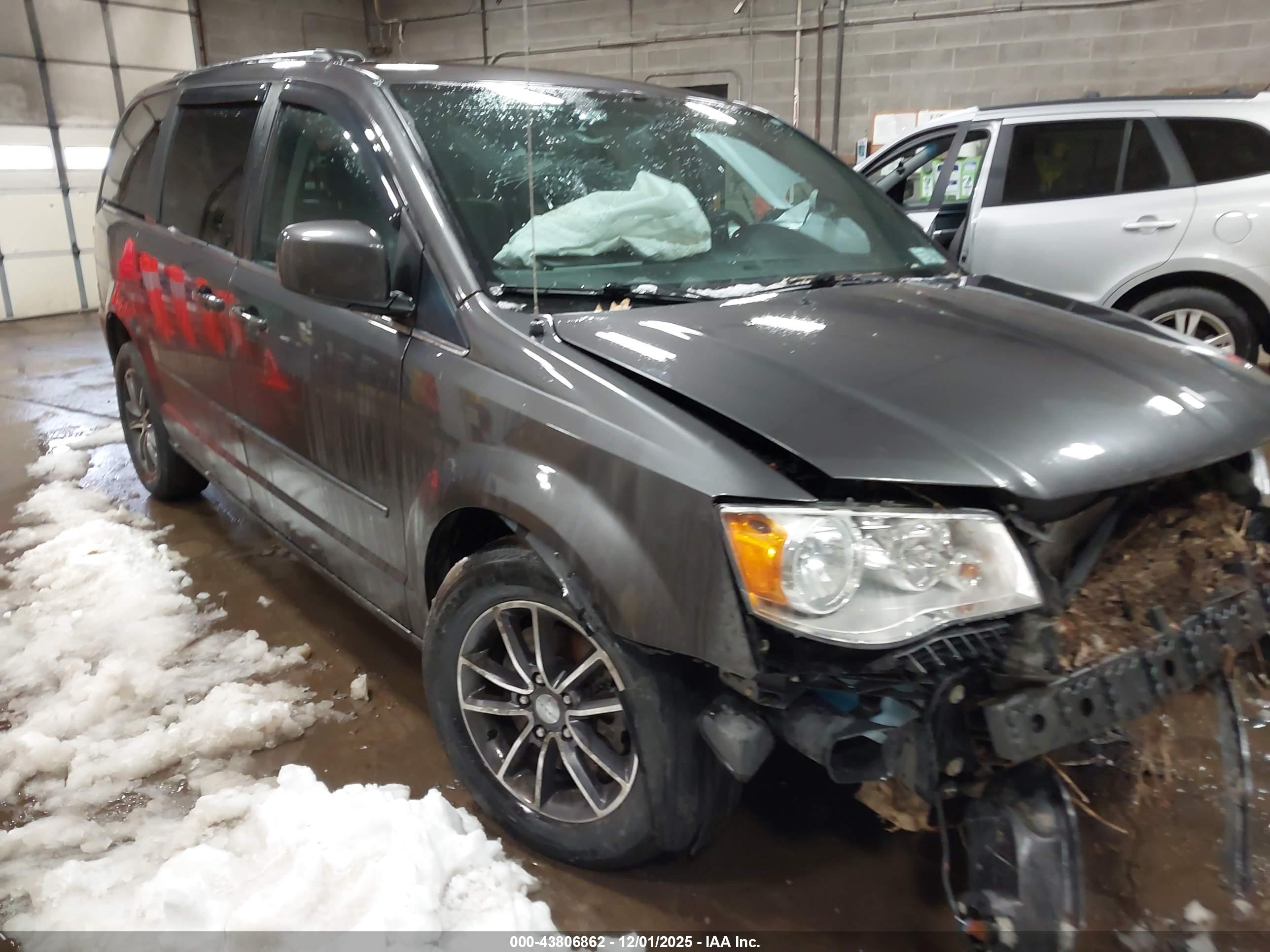 DODGE GRAND image 6