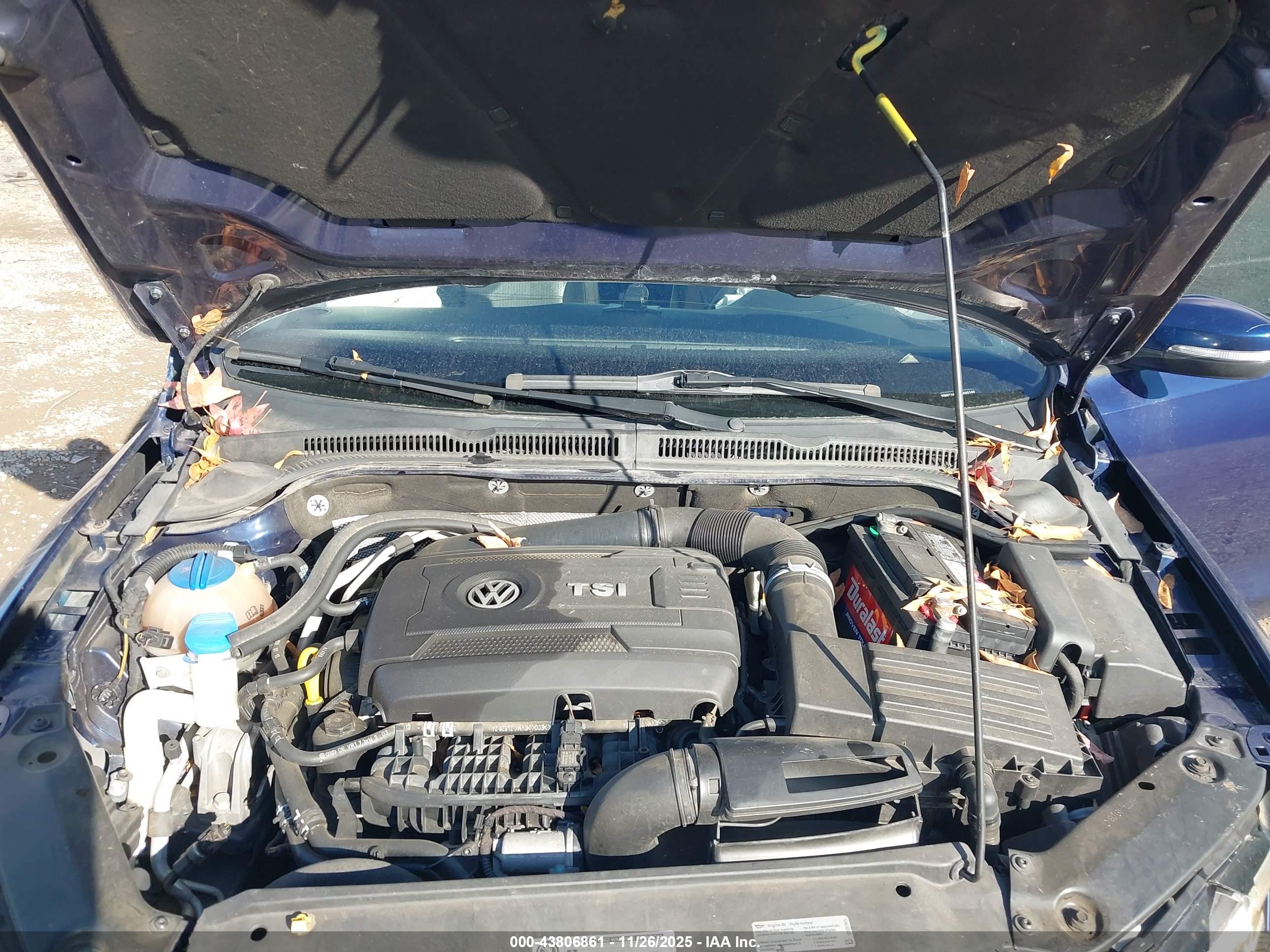 VOLKSWAGEN JETTA image 10