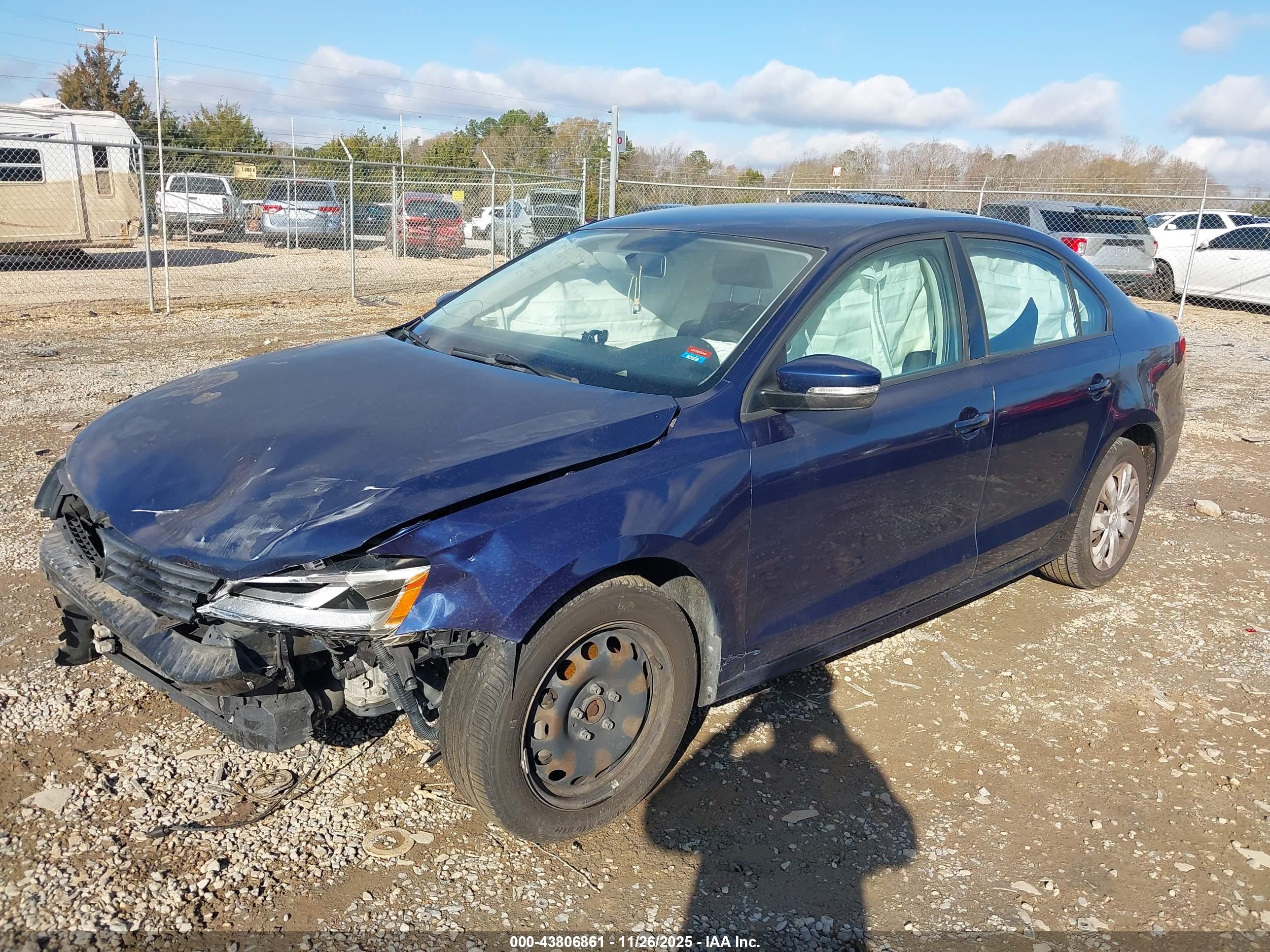 VOLKSWAGEN JETTA image 2