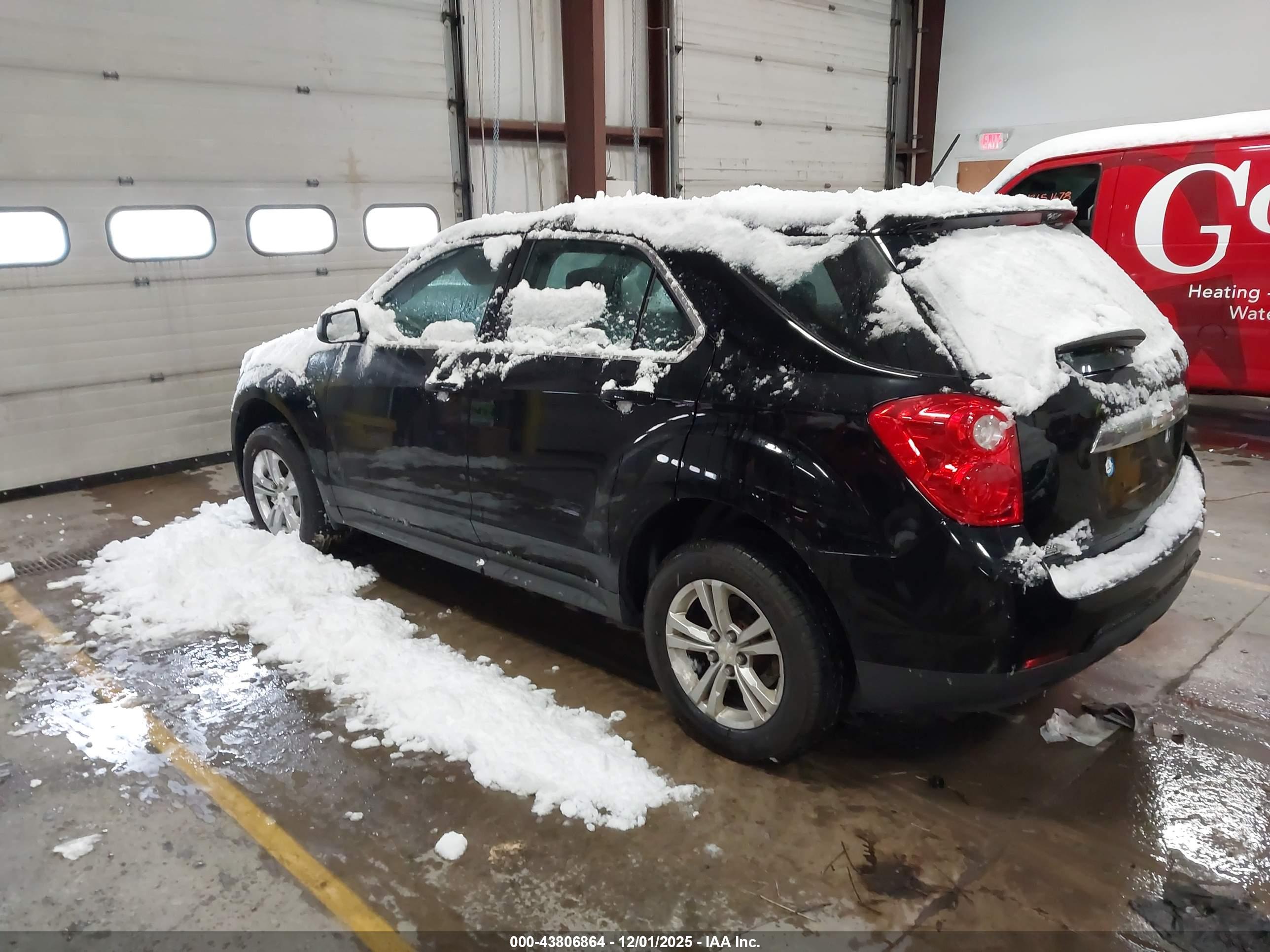 CHEVROLET EQUINOX image 3