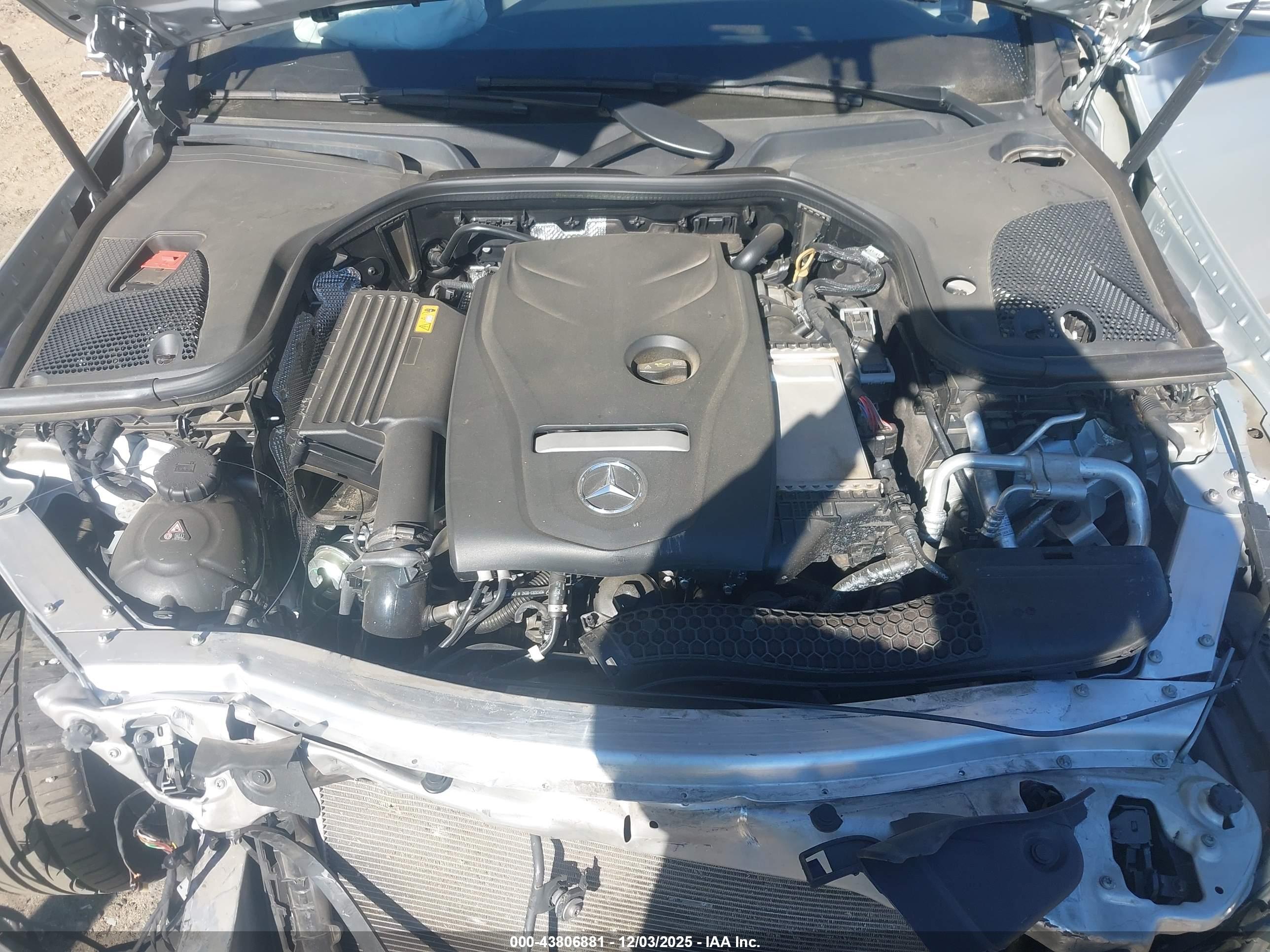 MERCEDES-BENZ E image 10