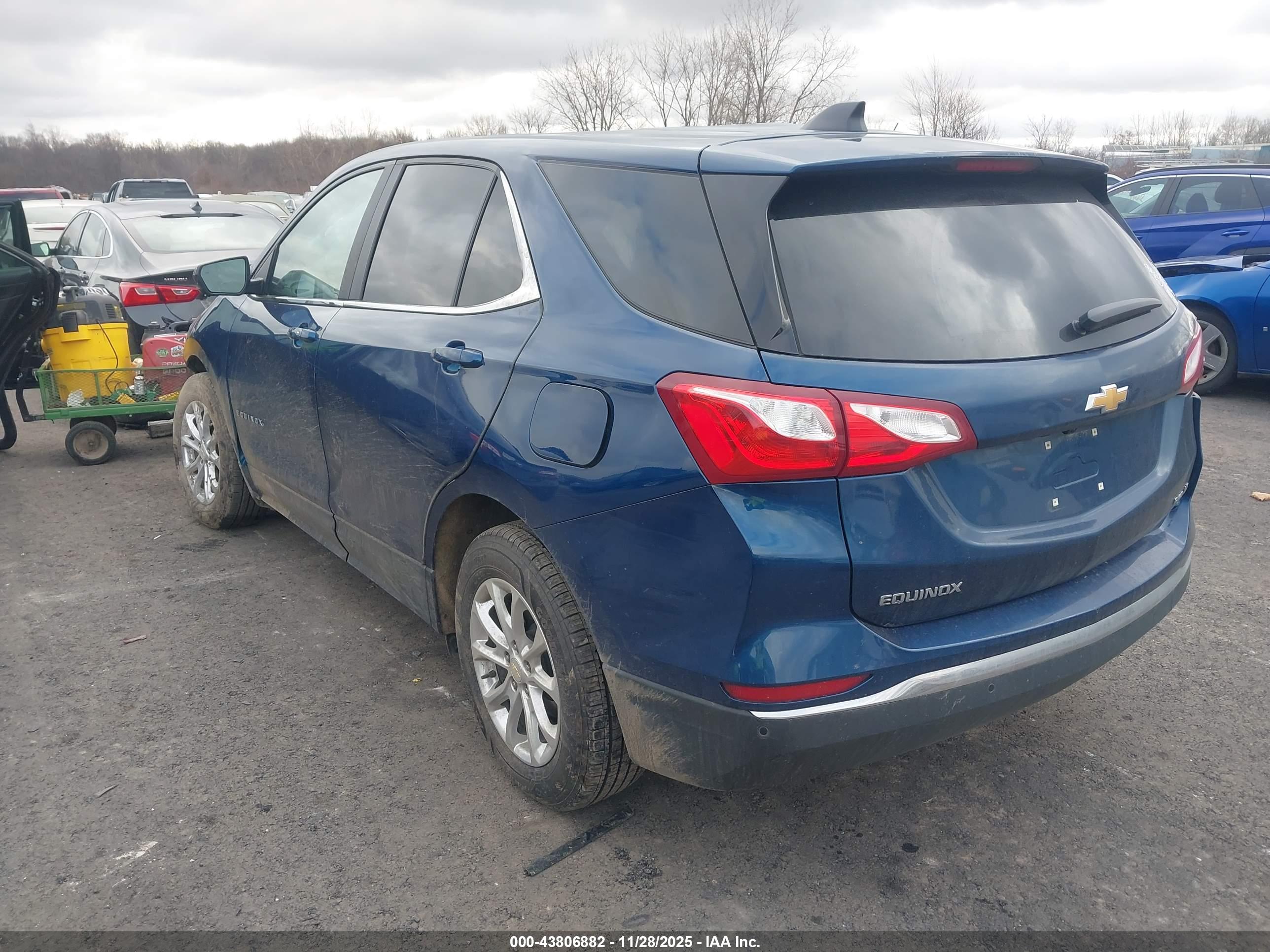 CHEVROLET EQUINOX image 3