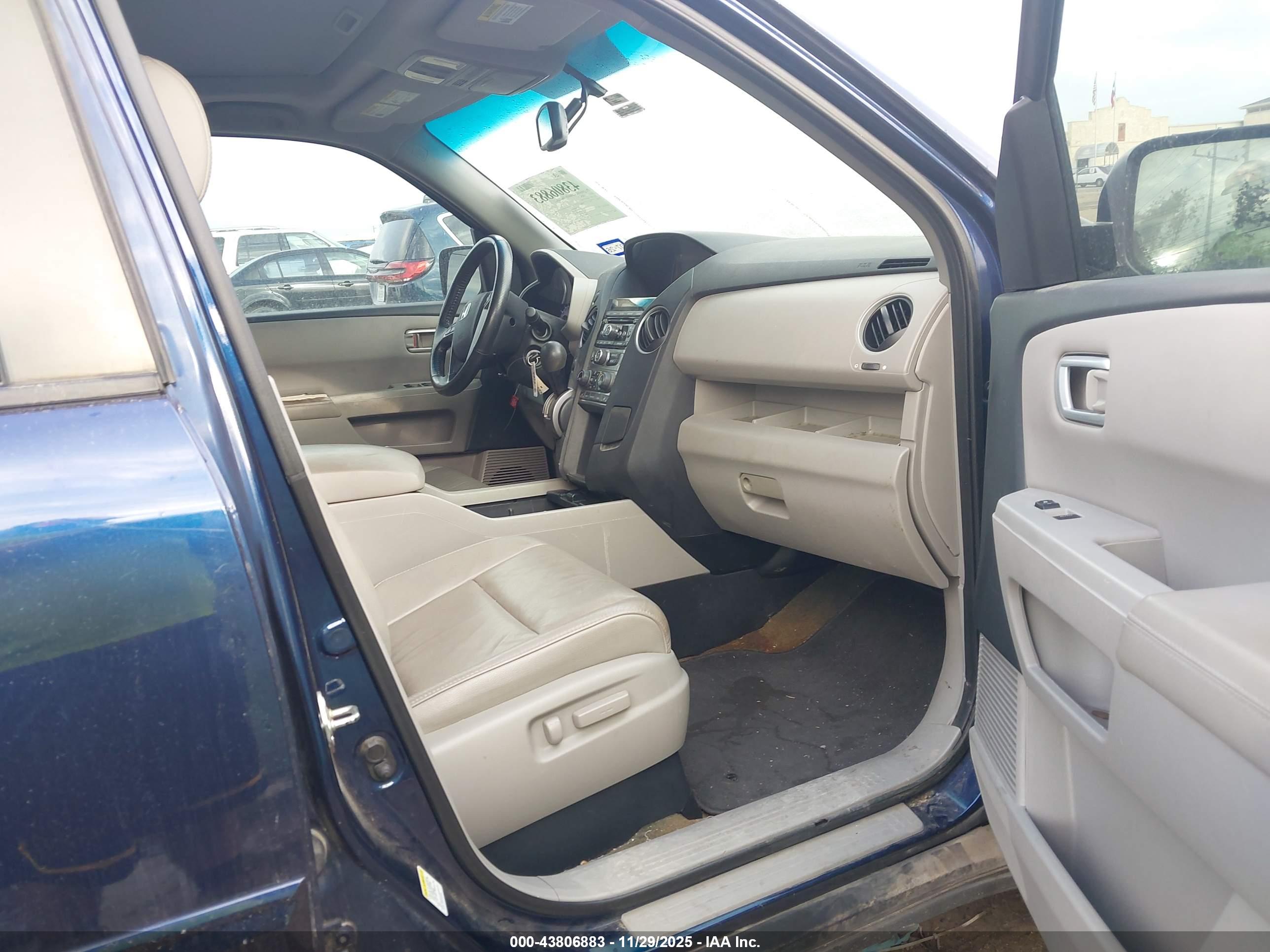 HONDA PILOT image 5