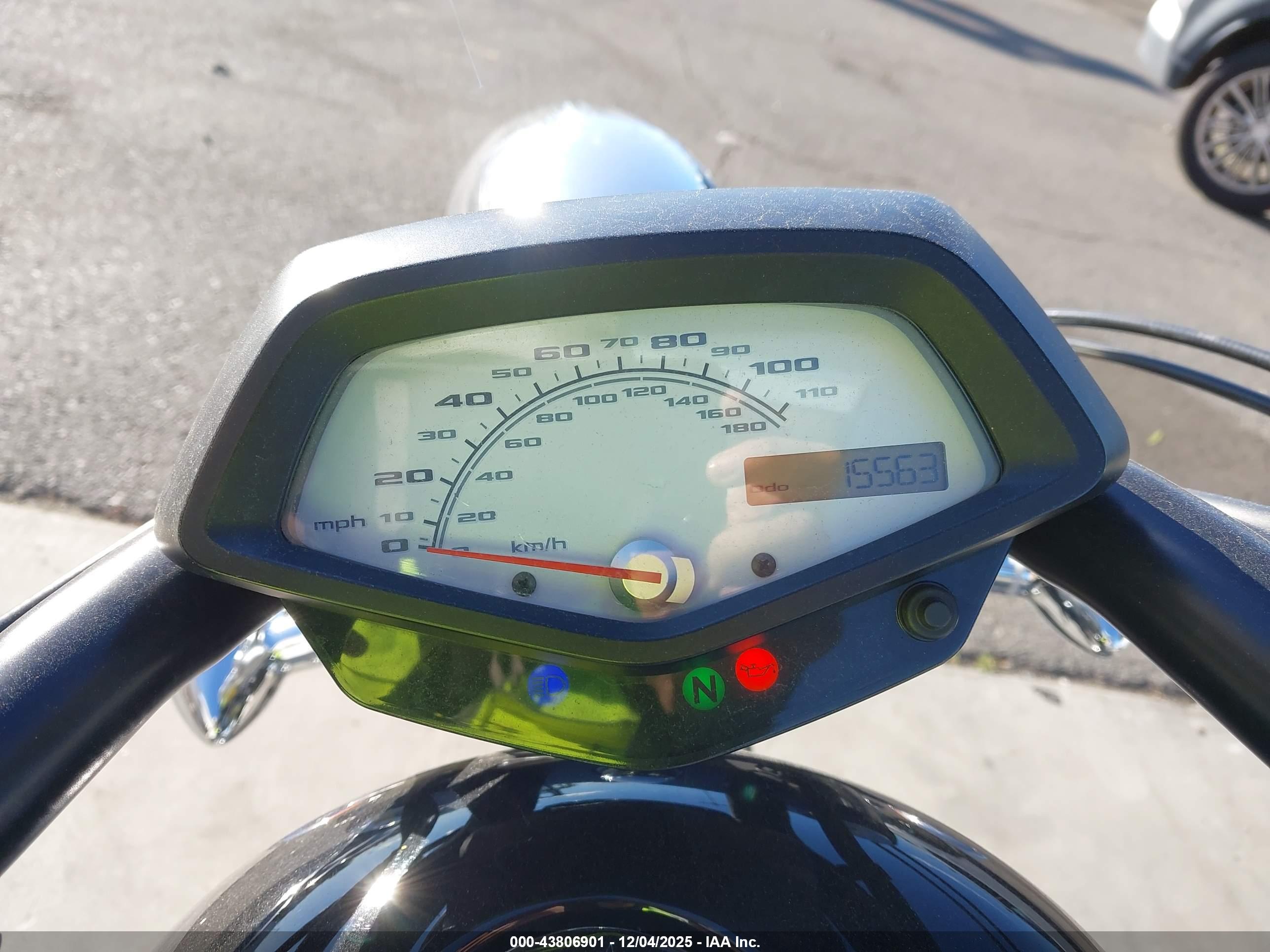 HONDA VT1300 image 7
