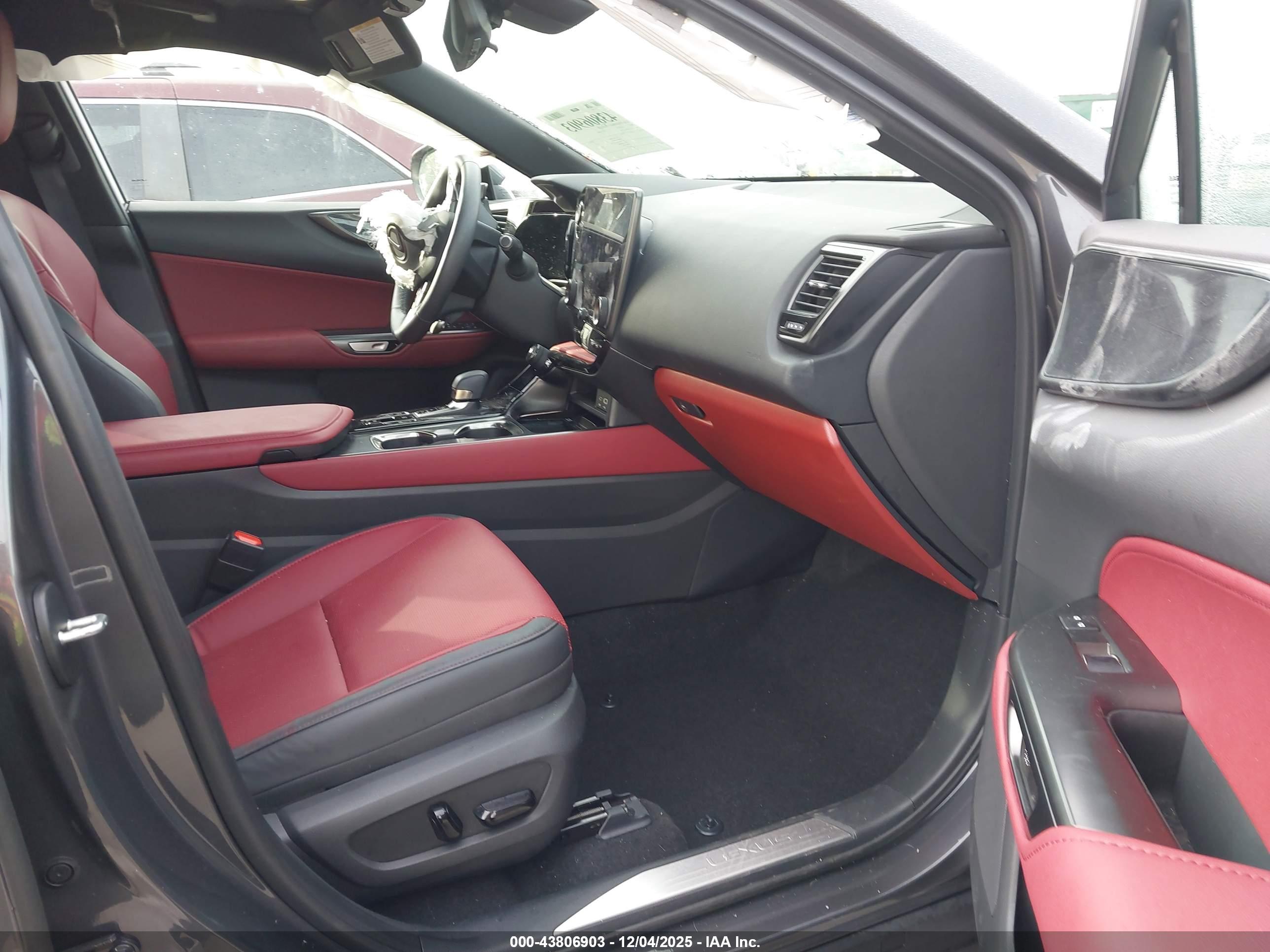 LEXUS NX image 5