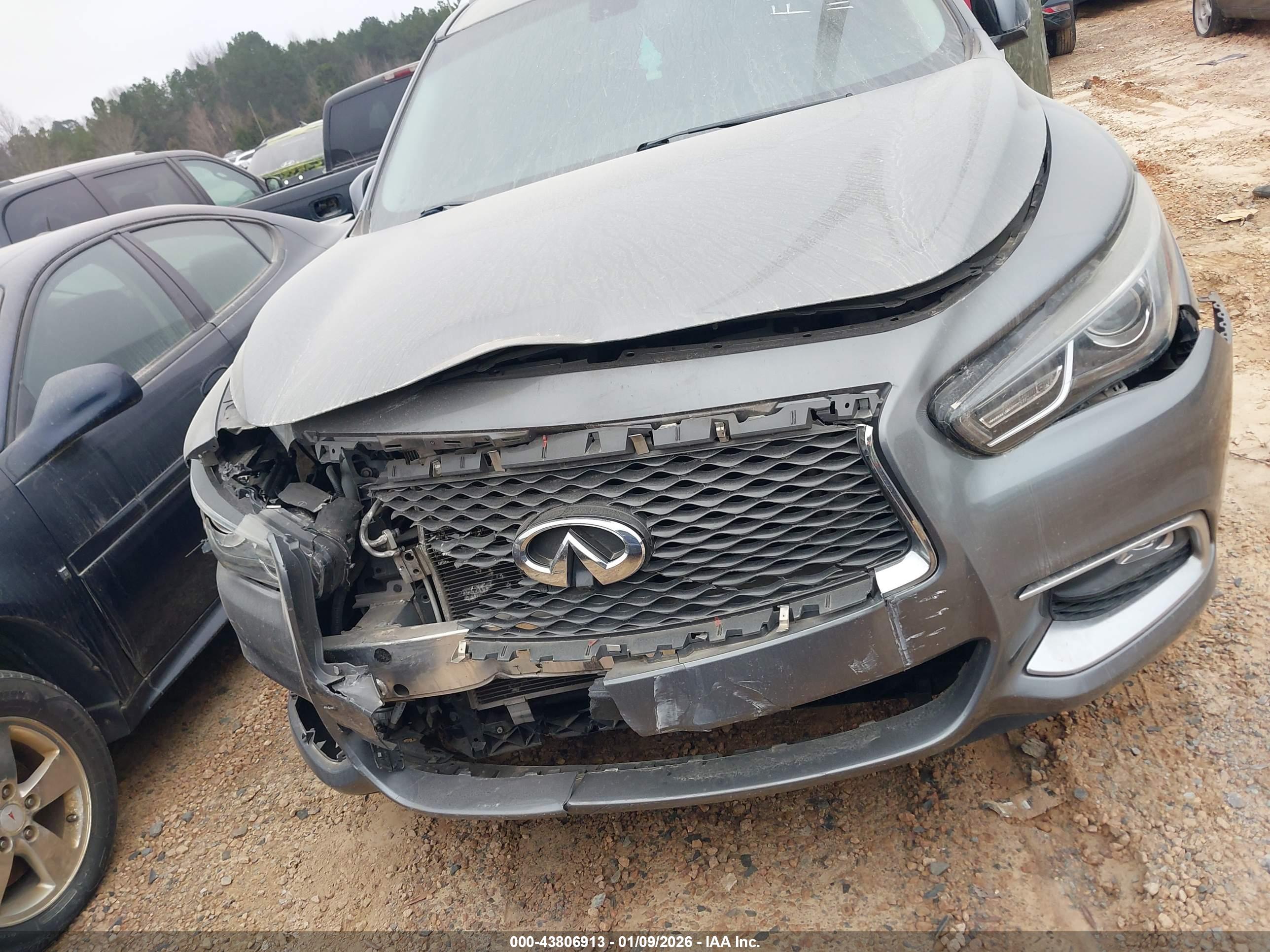 INFINITI QX60 image 6