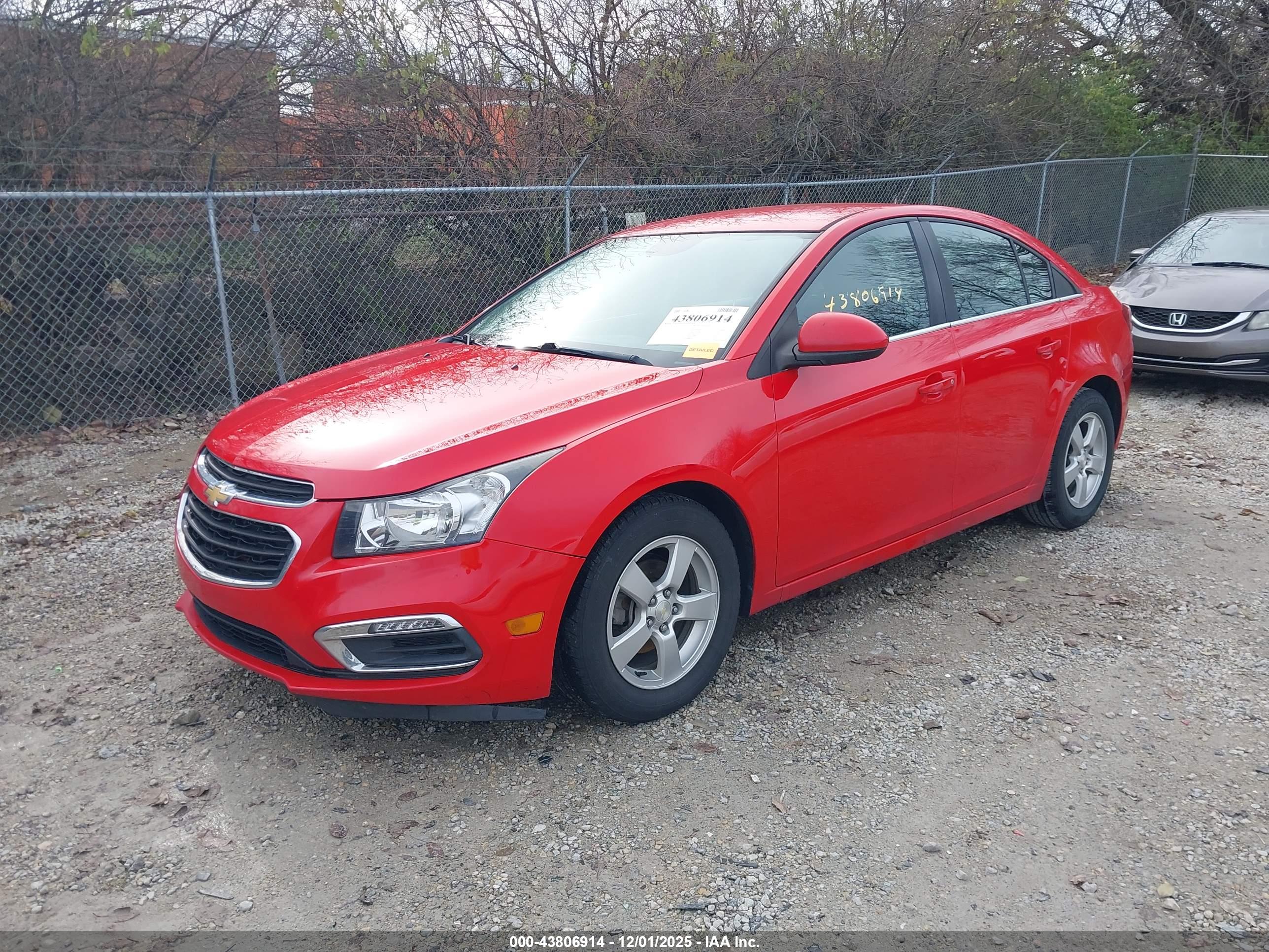 CHEVROLET CRUZE image 2