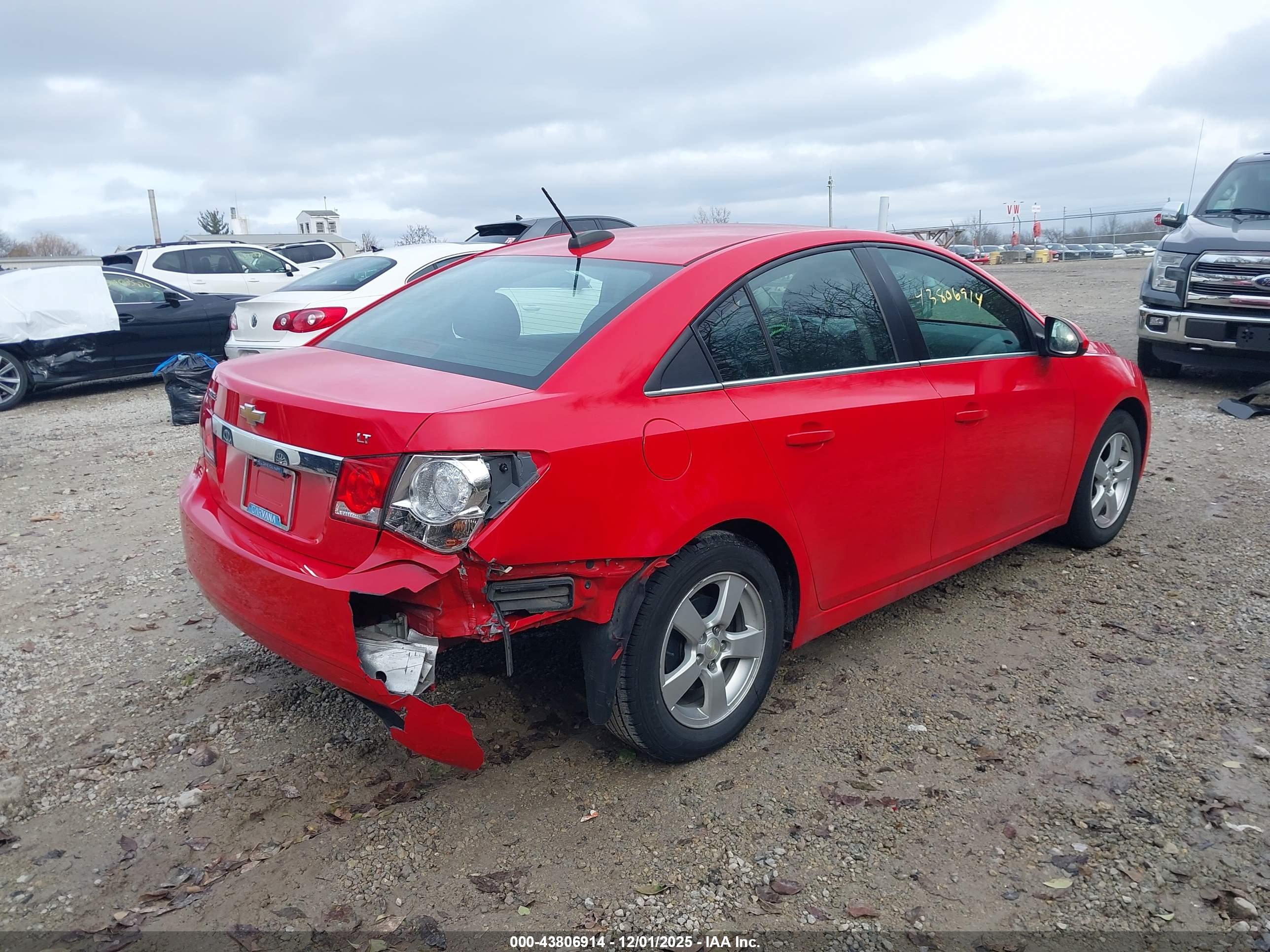 CHEVROLET CRUZE image 4