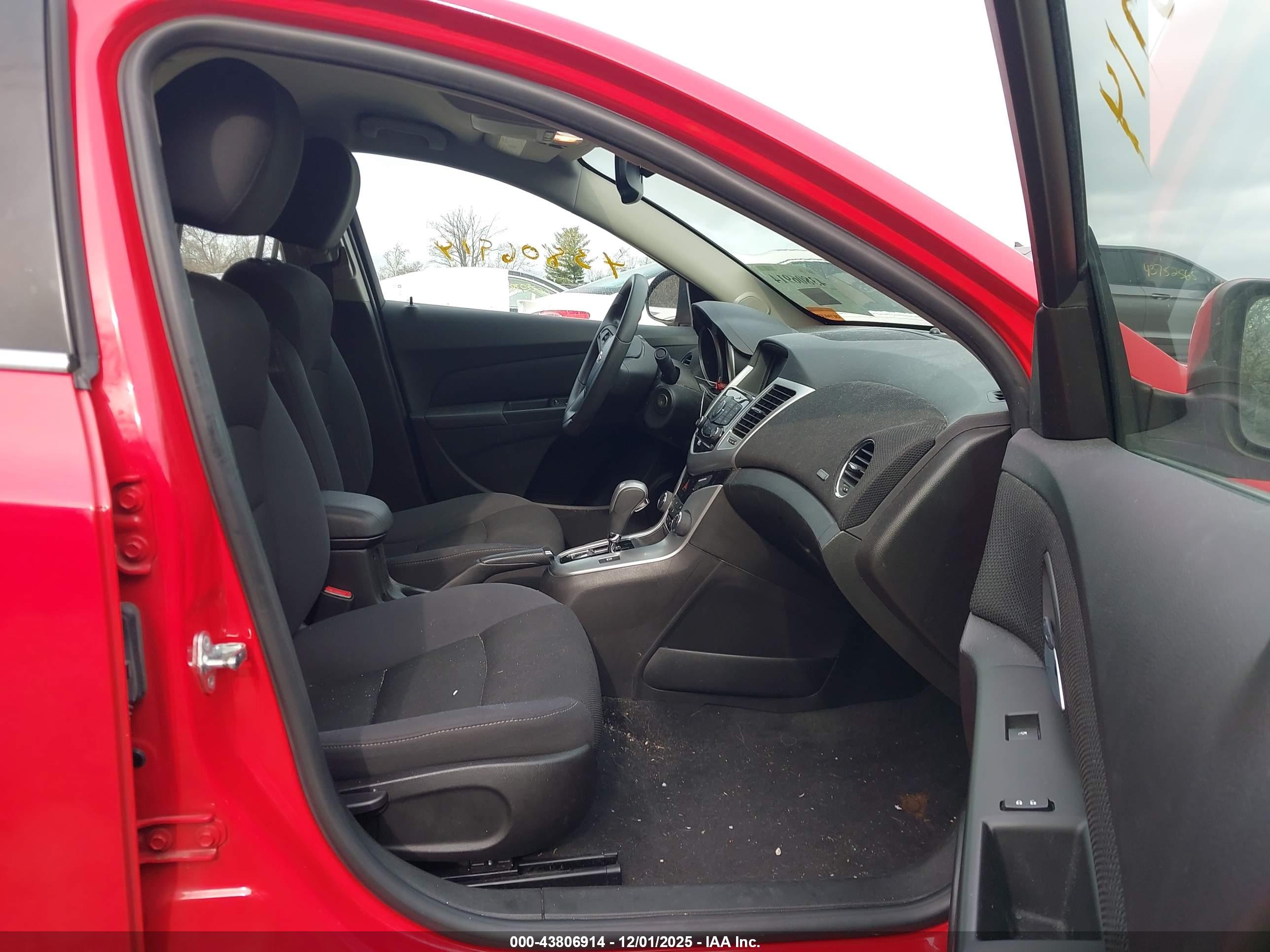 CHEVROLET CRUZE image 5