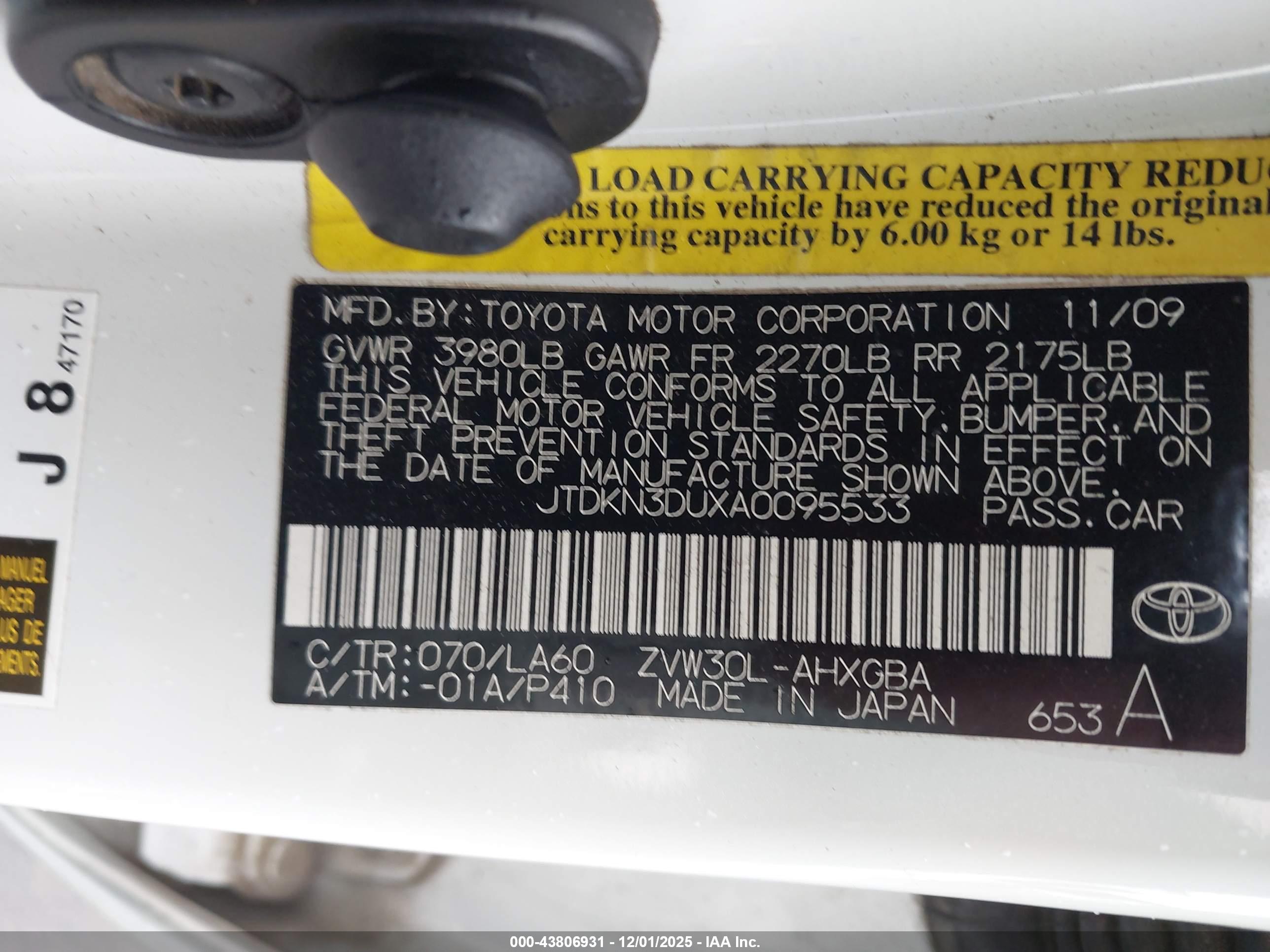 TOYOTA PRIUS image 9