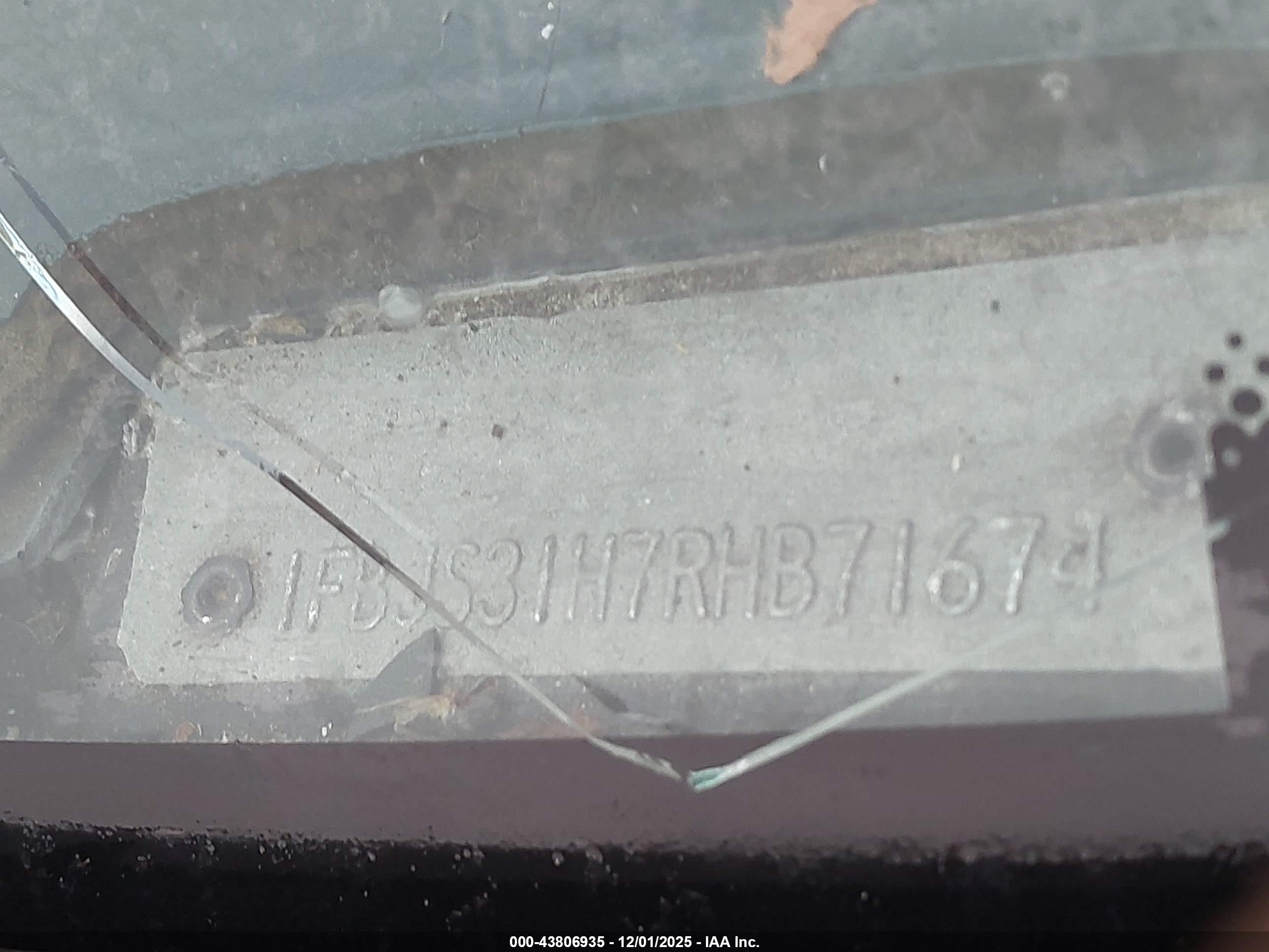 FORD ECONOLINE image 9