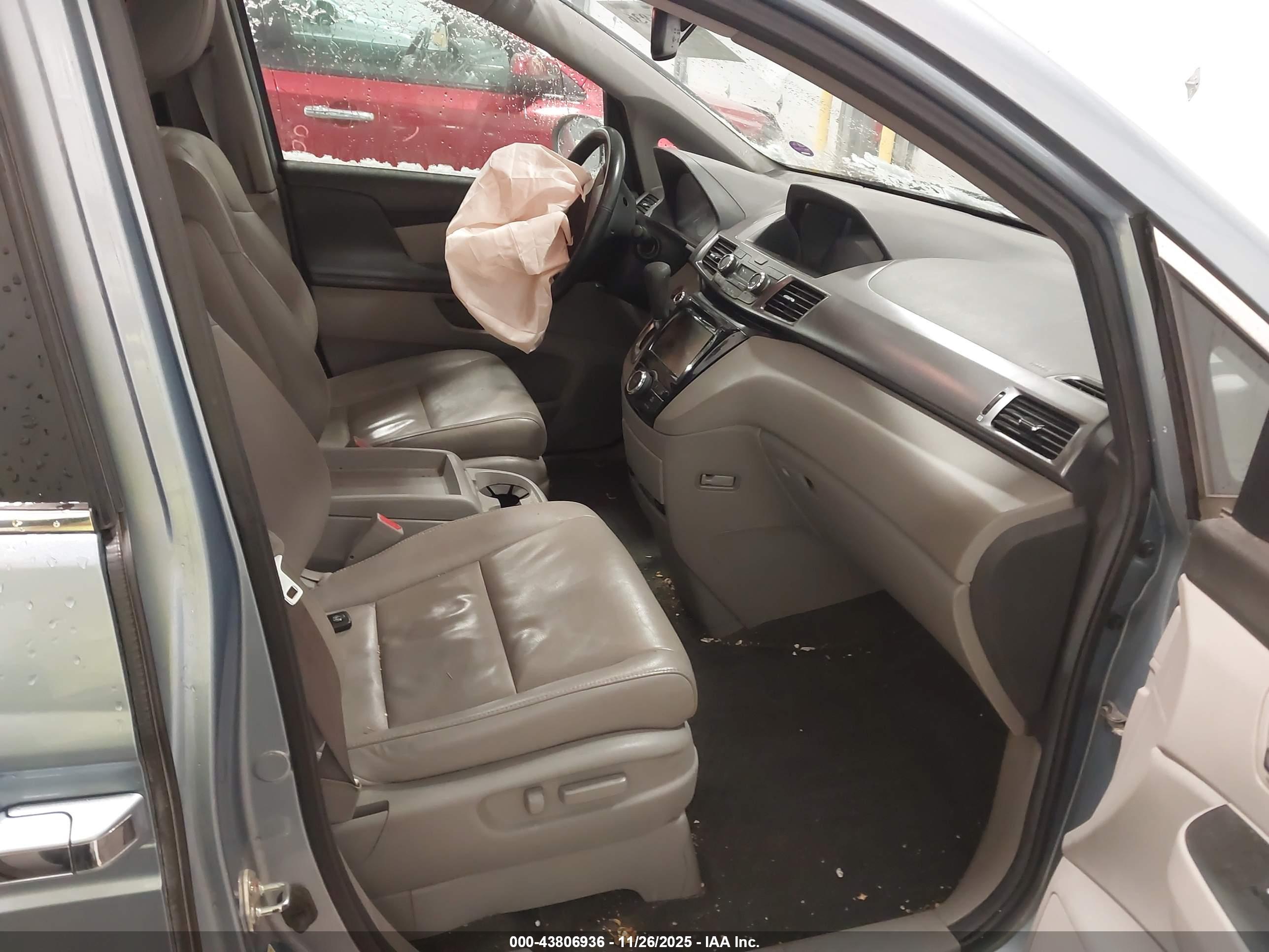 HONDA ODYSSEY image 5