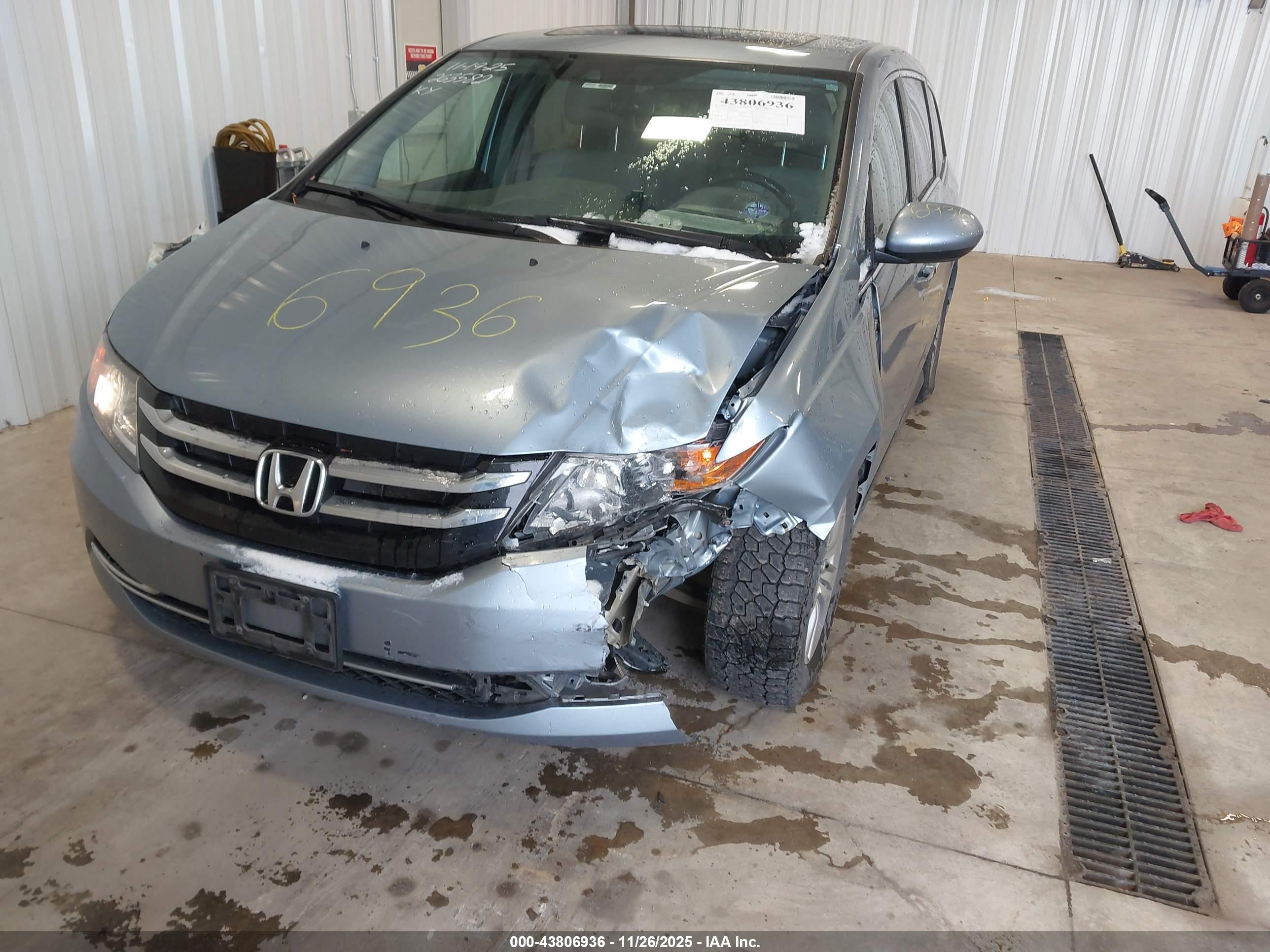 HONDA ODYSSEY image 6