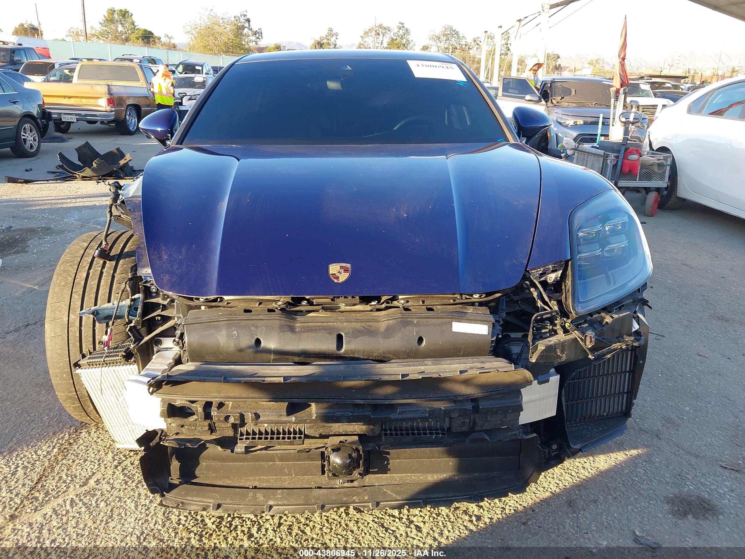 PORSCHE PANAMERA image 6