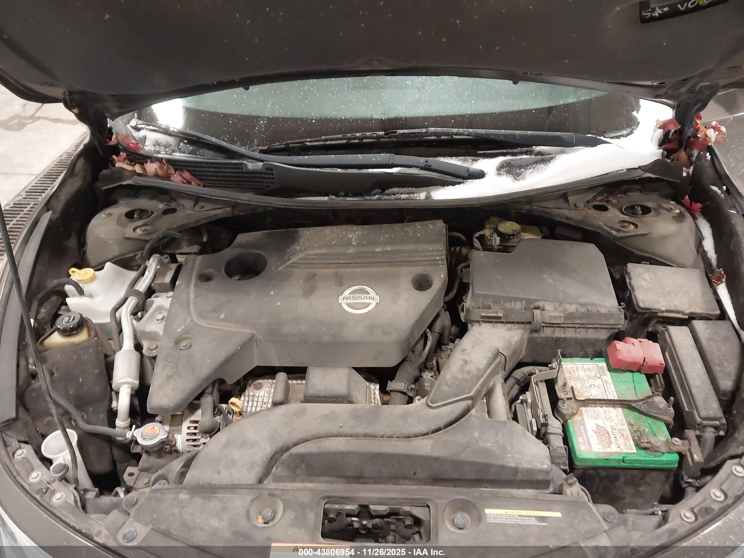 NISSAN ALTIMA image 10