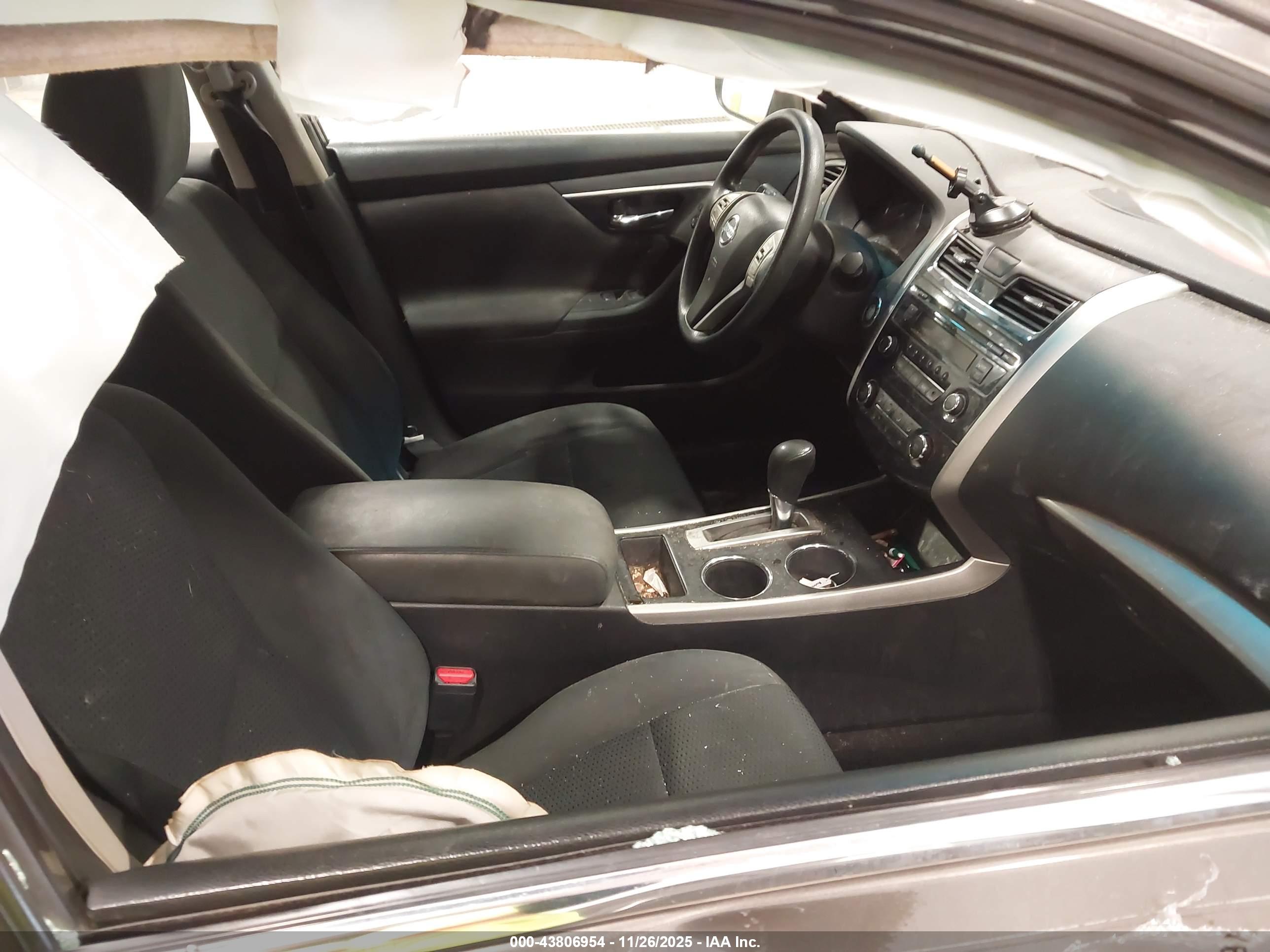 NISSAN ALTIMA image 5