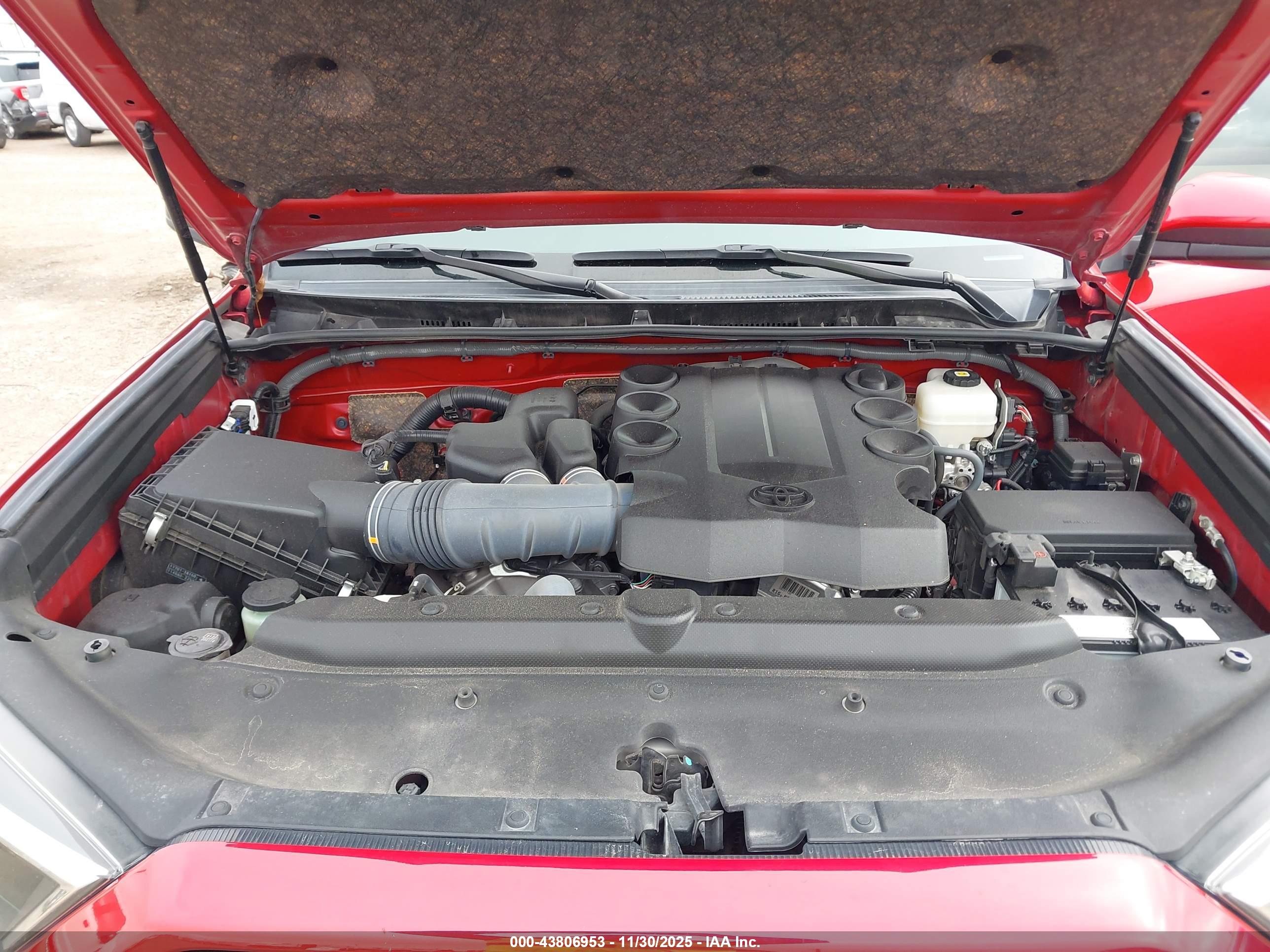 TOYOTA 4RUNNER image 10