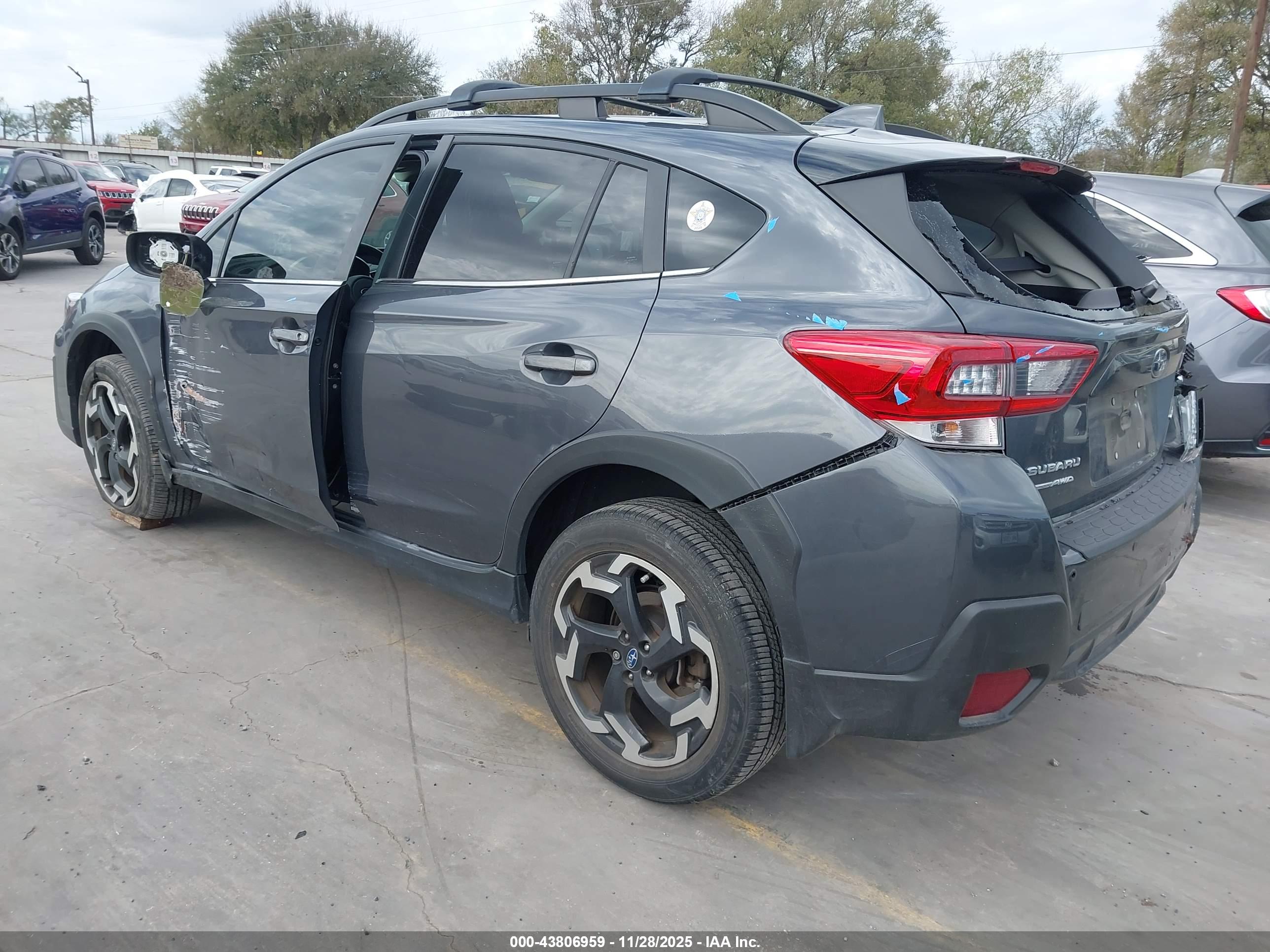 SUBARU CROSSTREK image 3