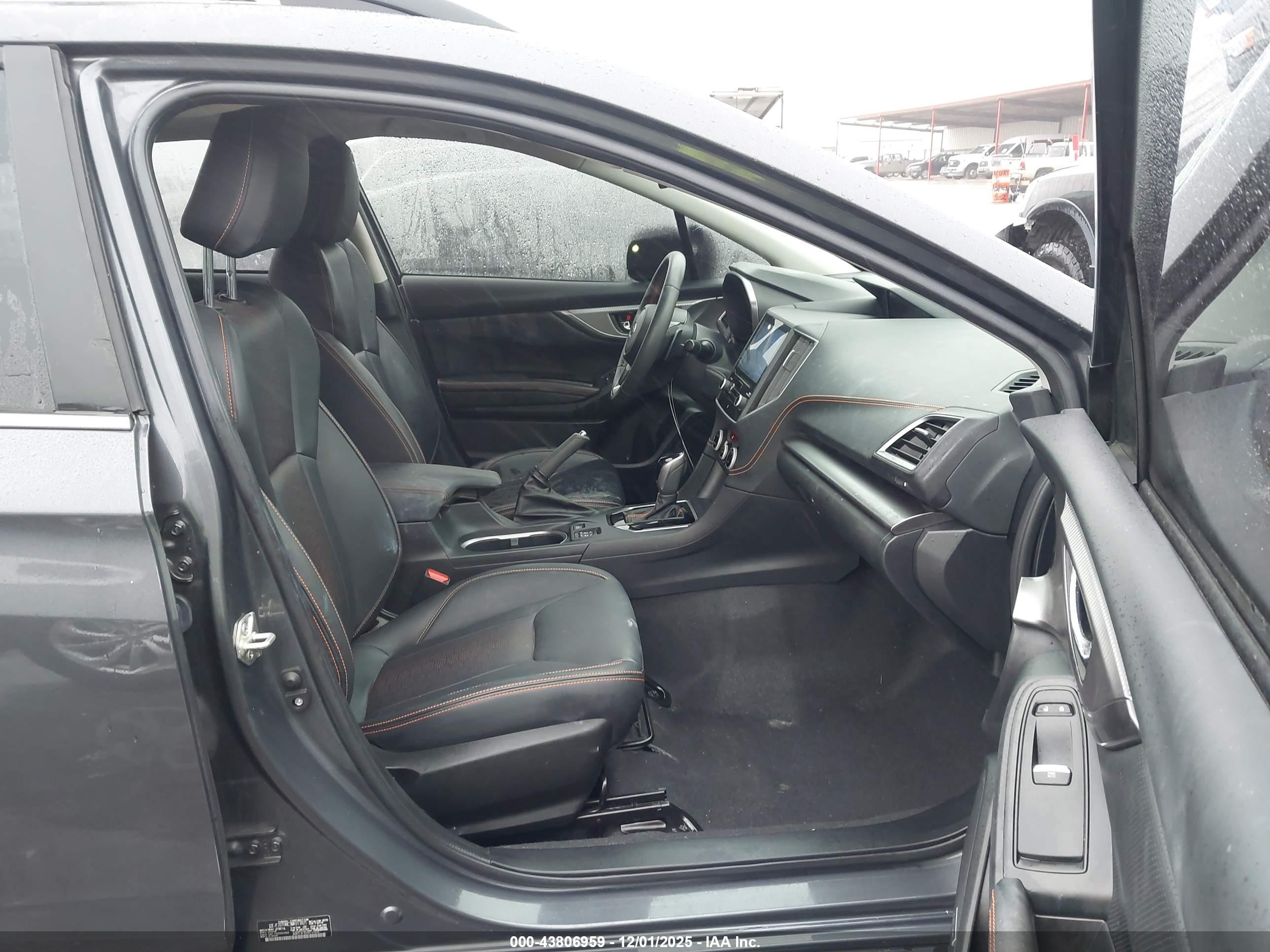 SUBARU CROSSTREK image 5