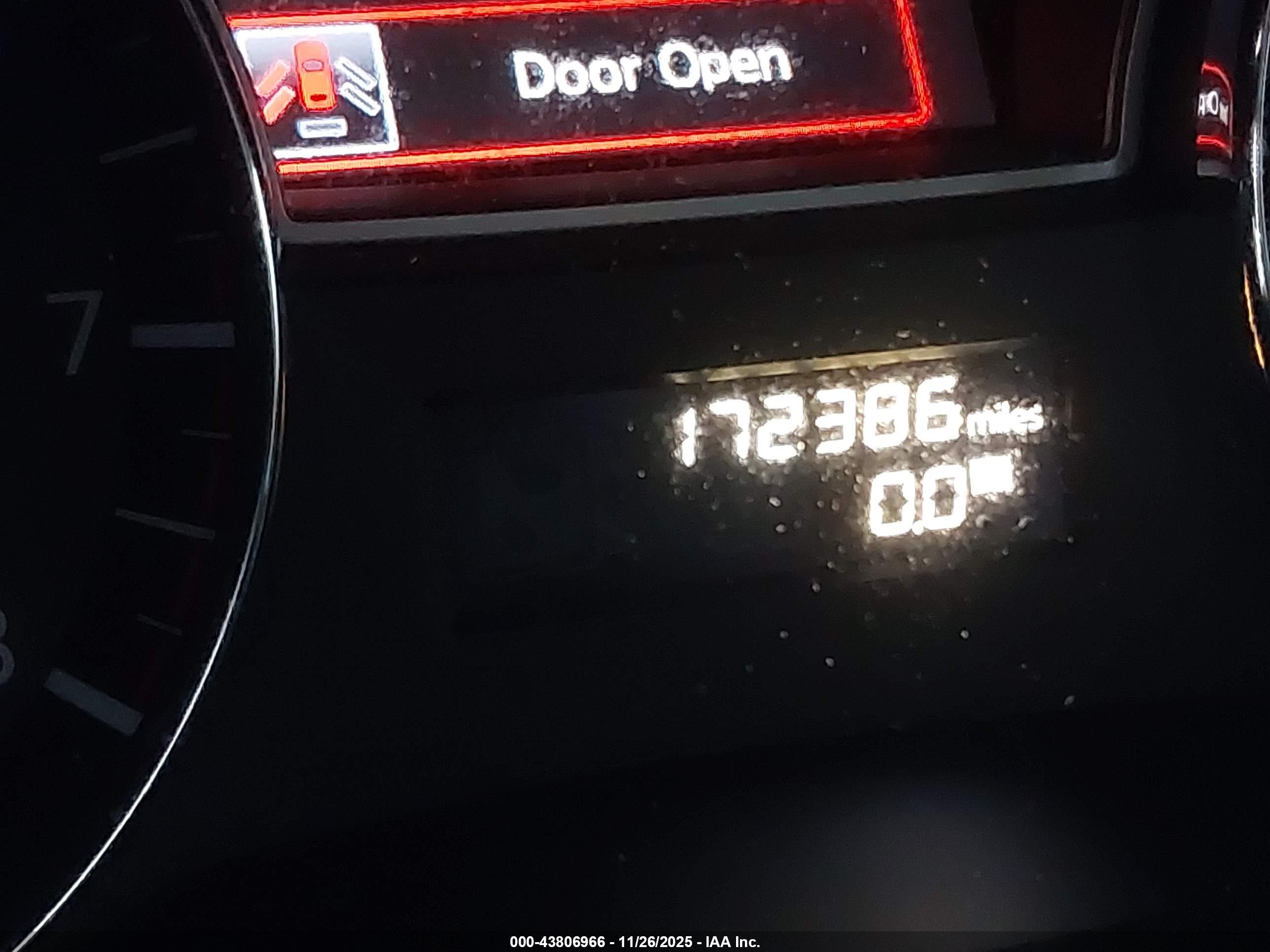NISSAN ALTIMA image 7