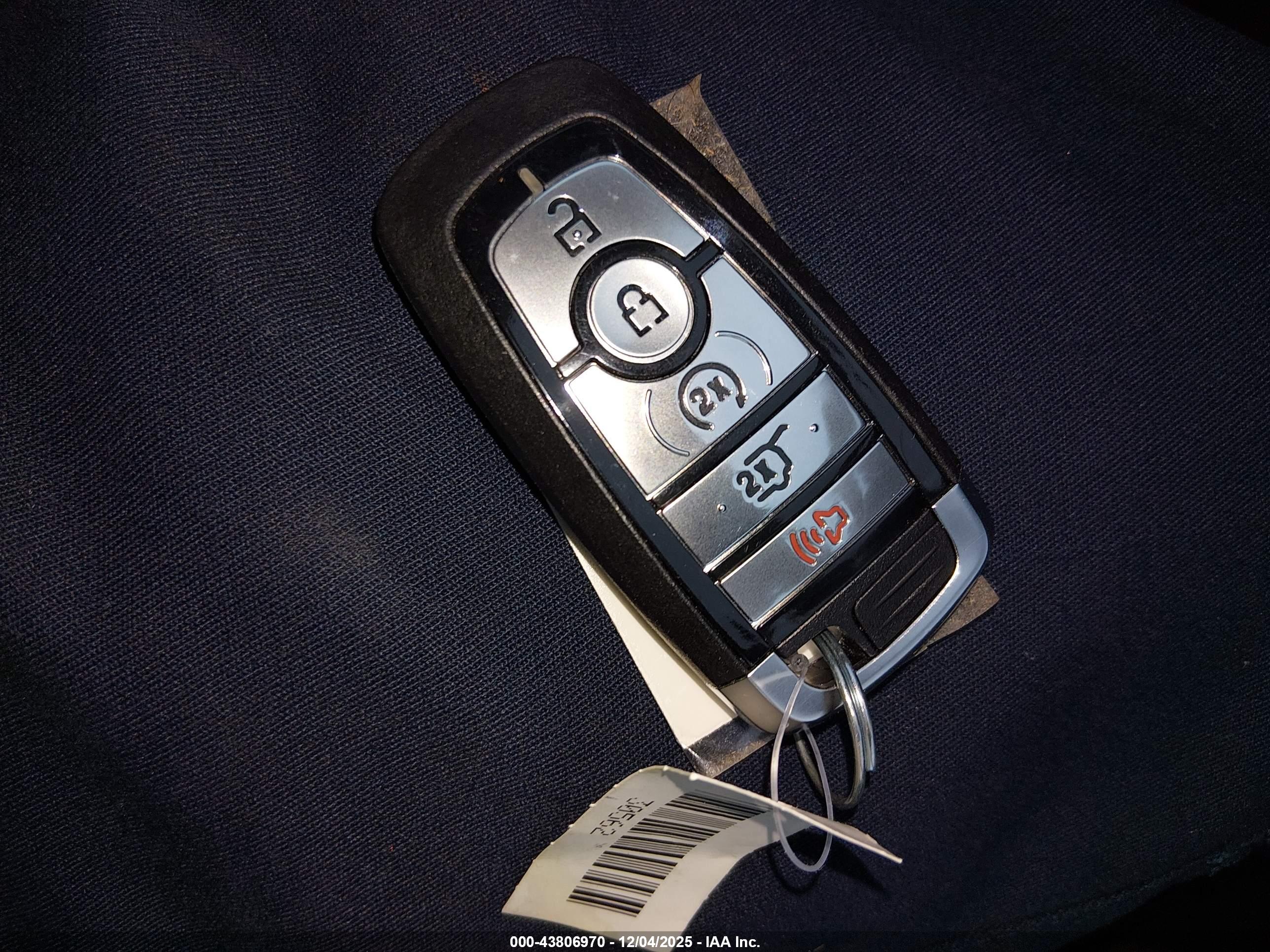 FORD ESCAPE image 11