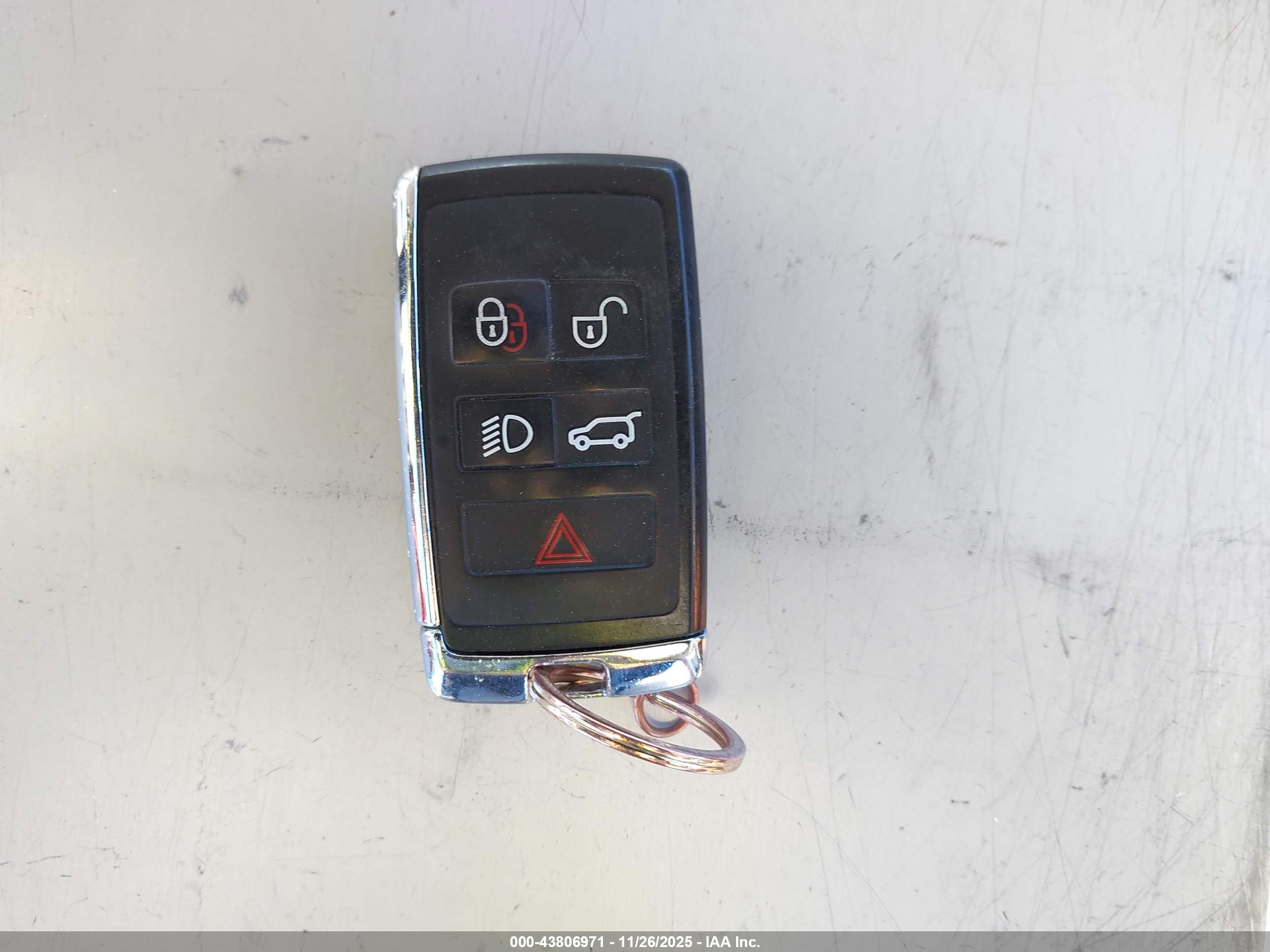 LAND ROVER image 11