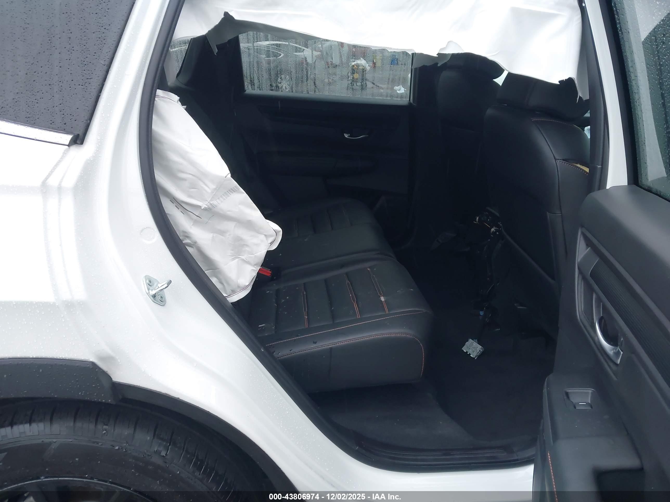 HONDA CR-V image 8