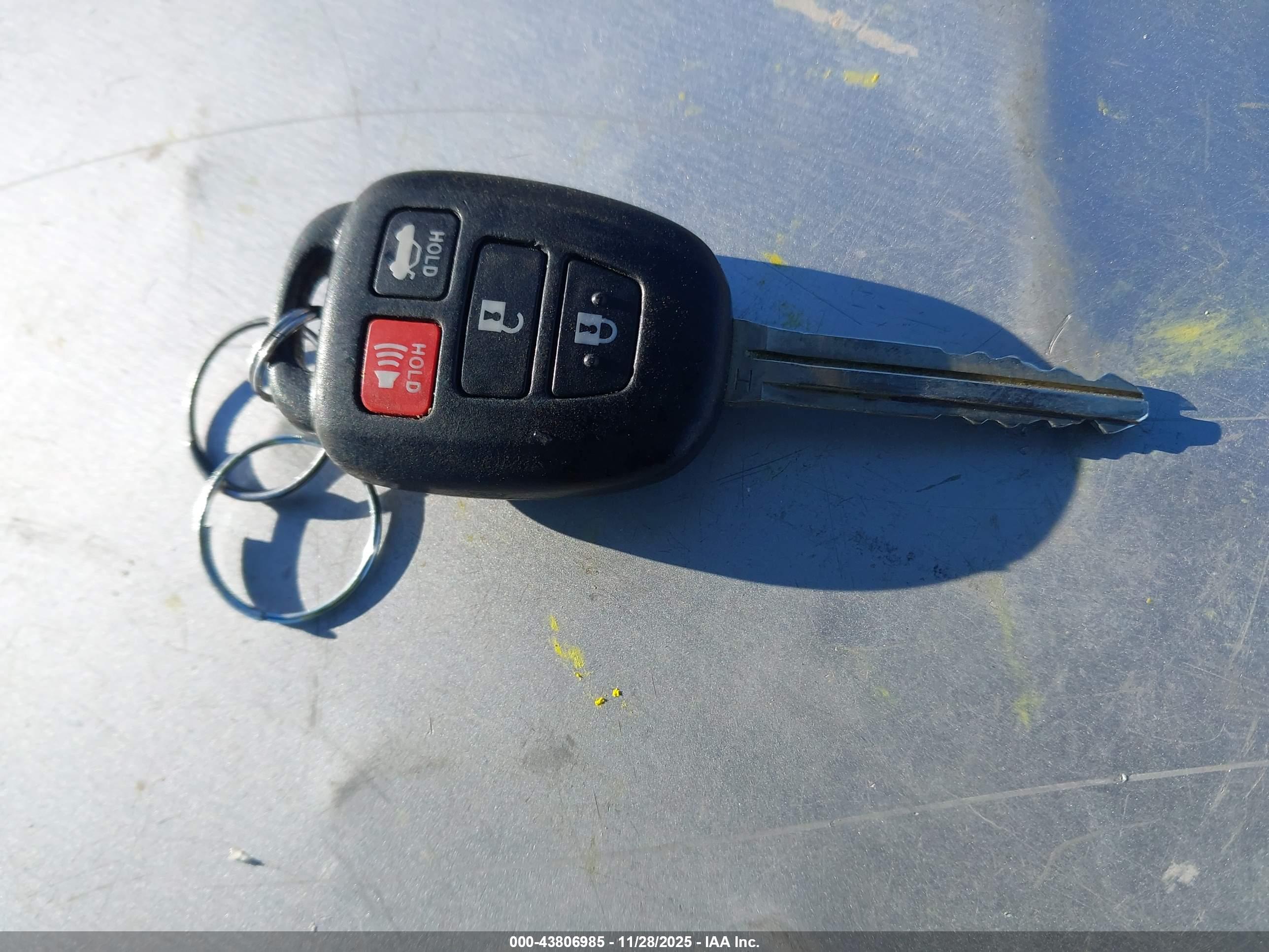 TOYOTA COROLLA image 11