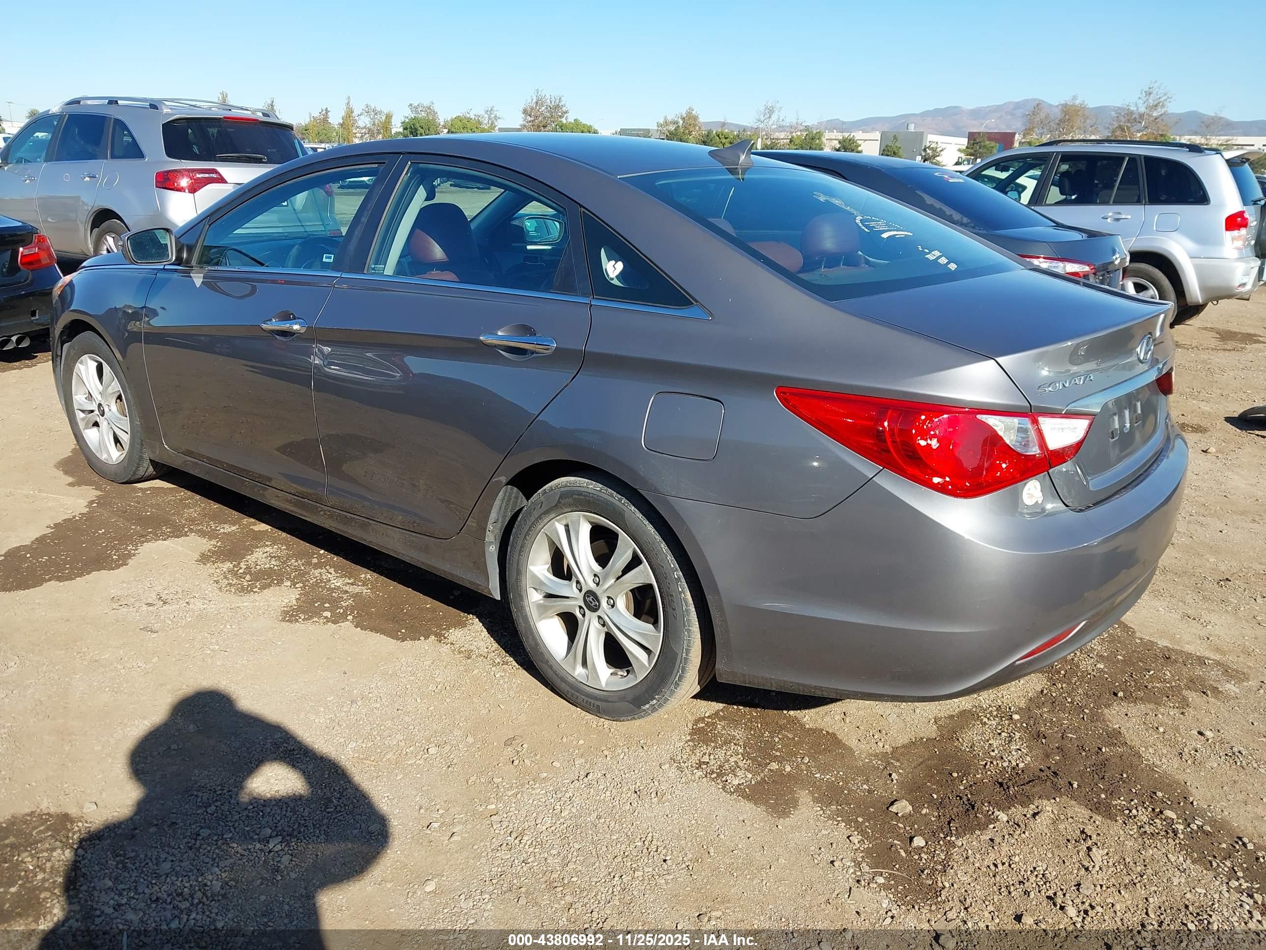 HYUNDAI SONATA image 3