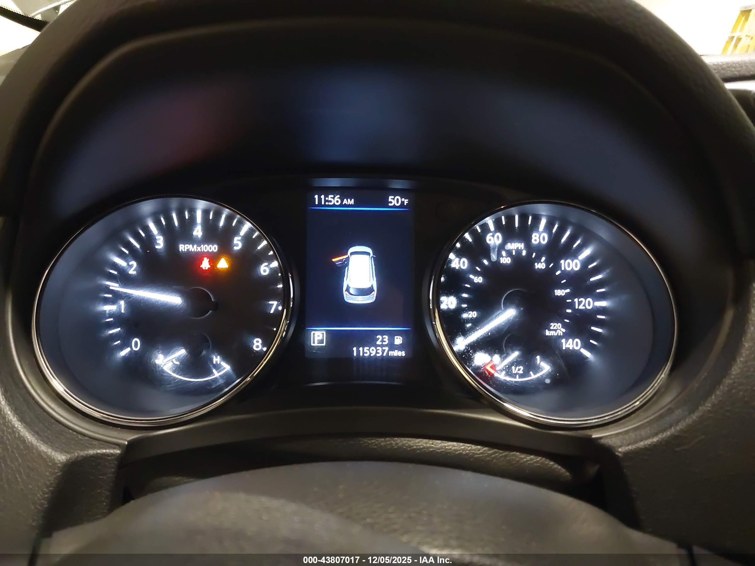 NISSAN ROGUE image 7