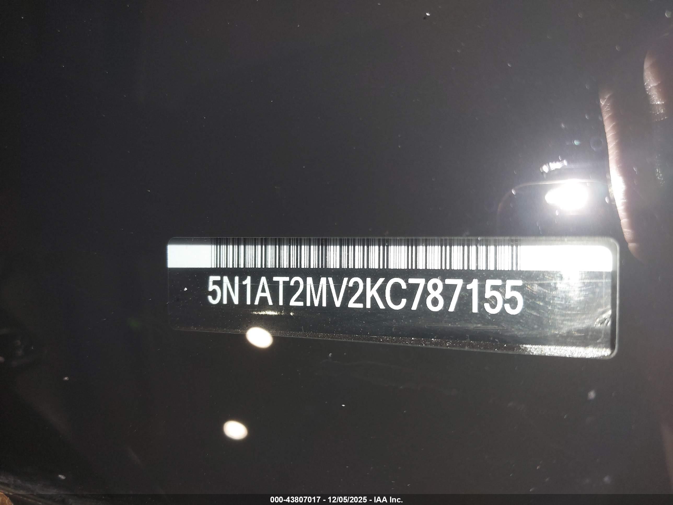 NISSAN ROGUE image 9