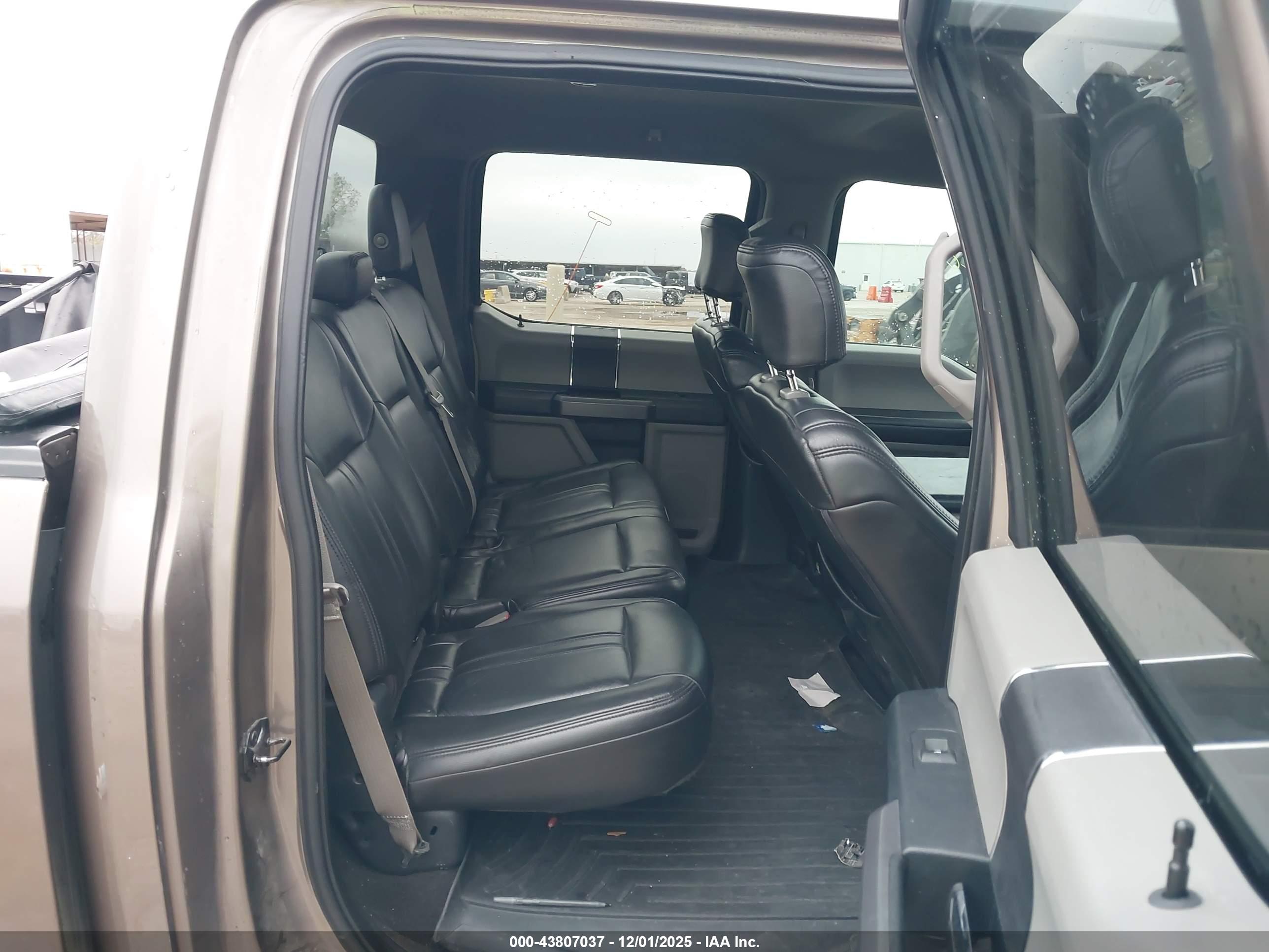 FORD F-150 image 8