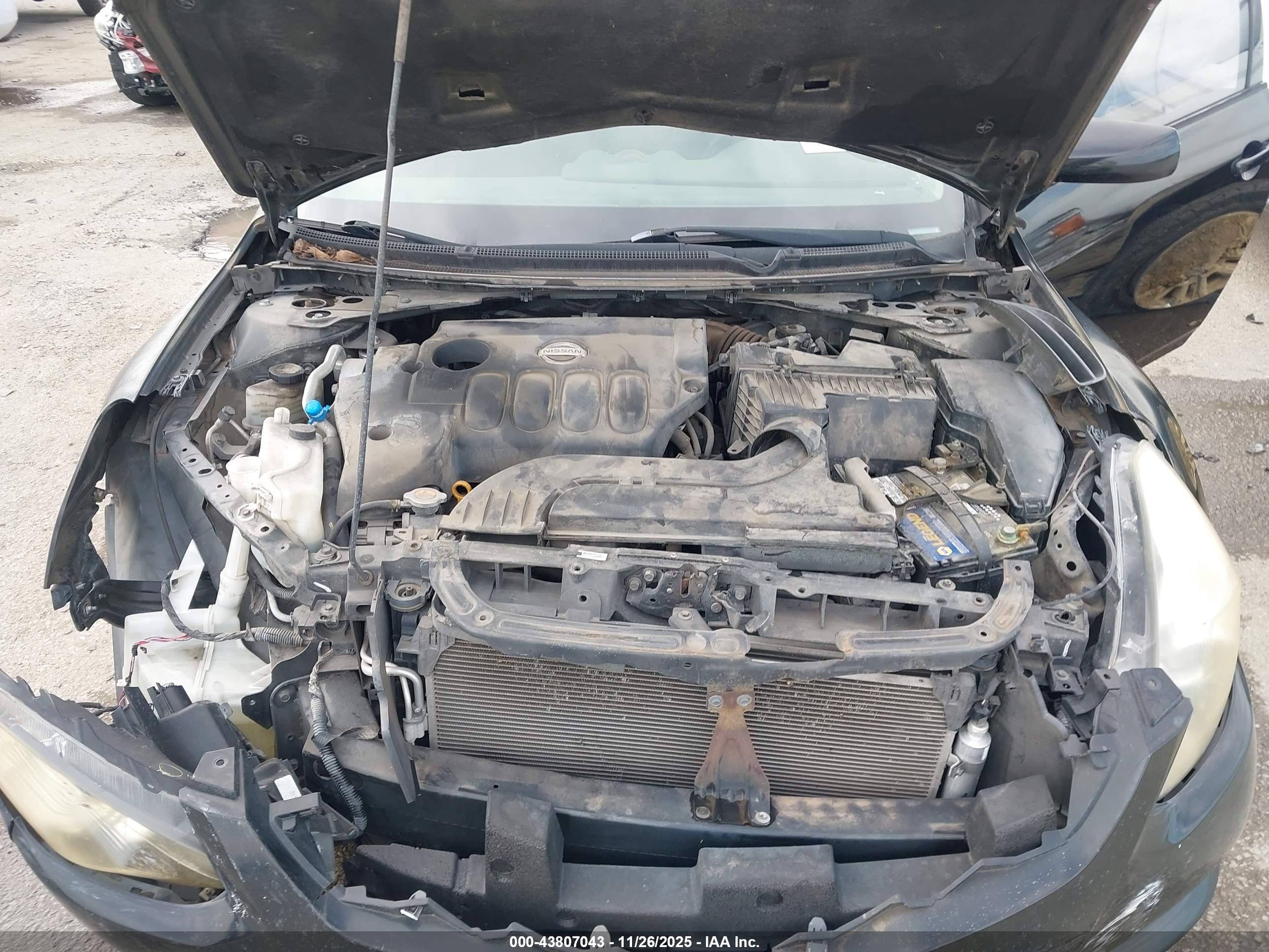 NISSAN ALTIMA image 10