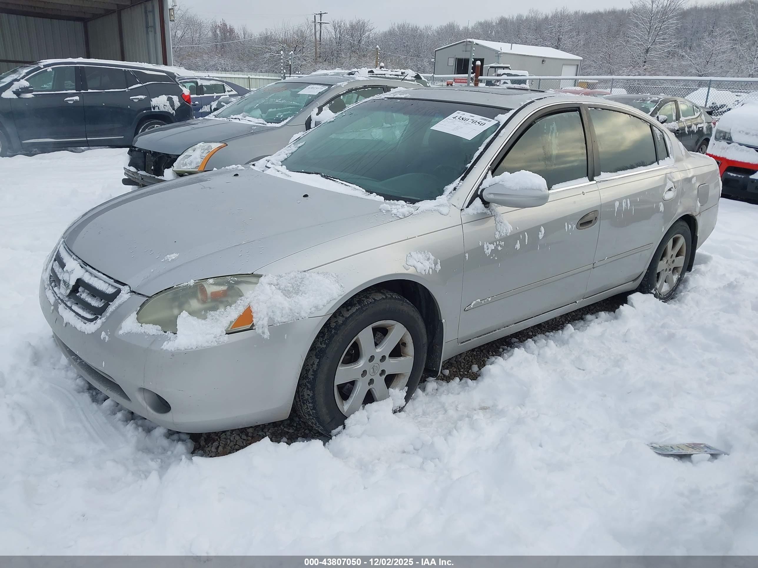 NISSAN ALTIMA image 2