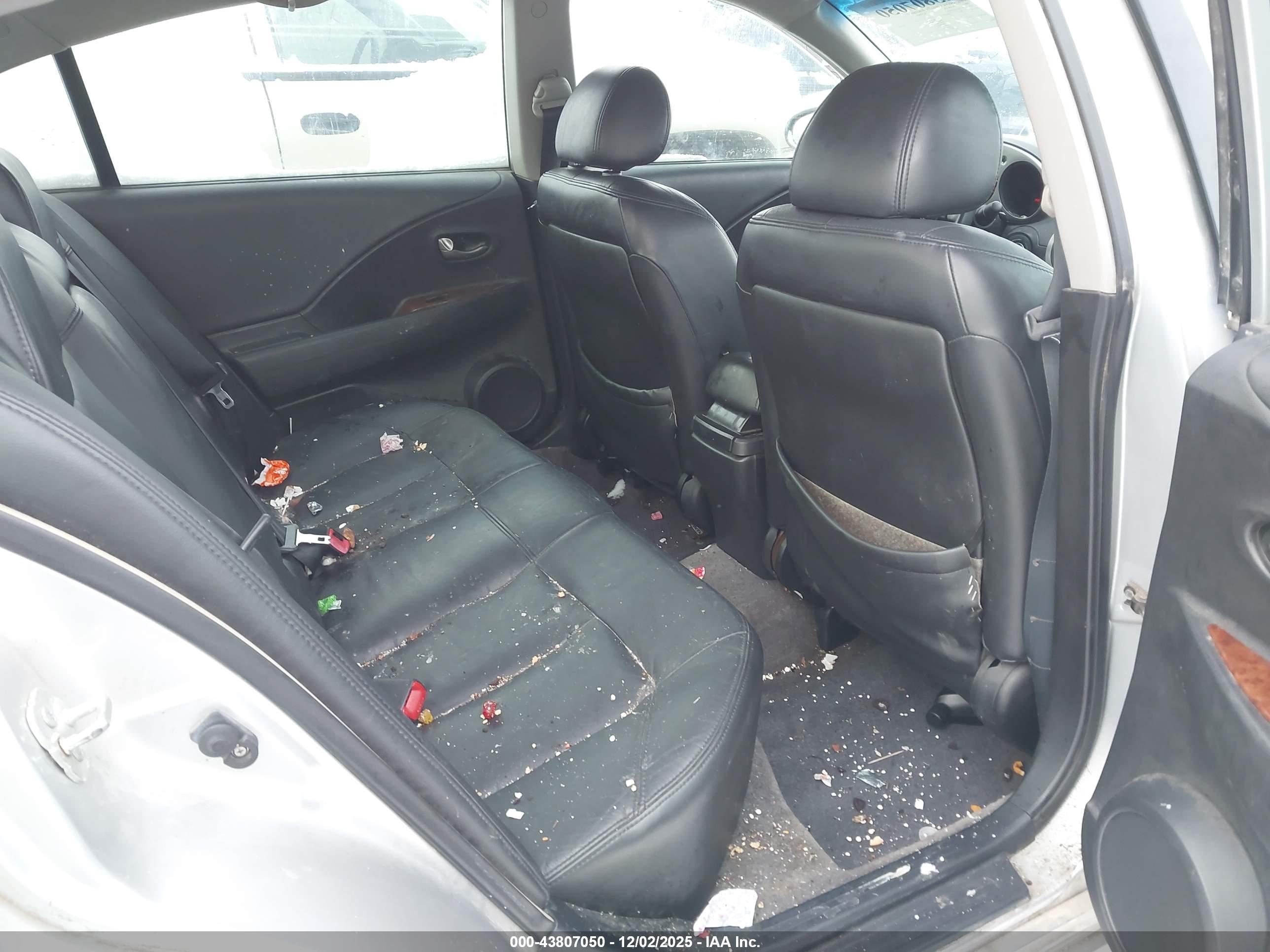 NISSAN ALTIMA image 8
